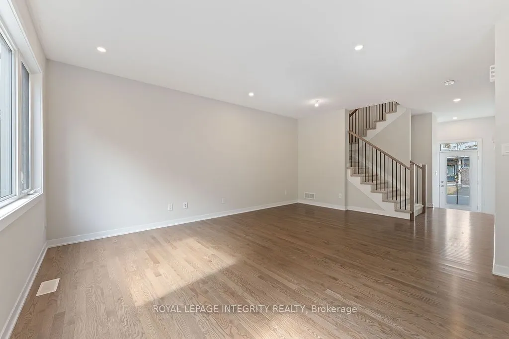 255 Falsetto Street