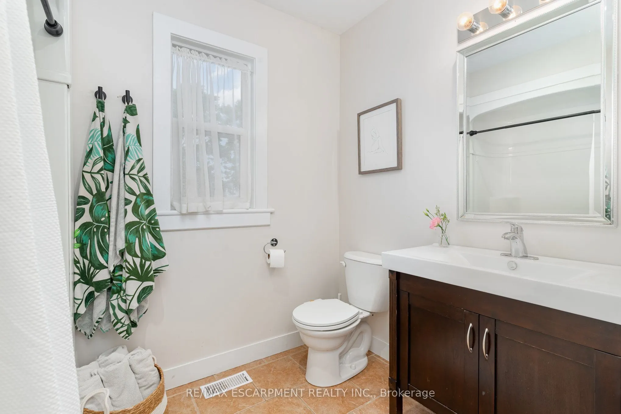 21 Prospect Street S