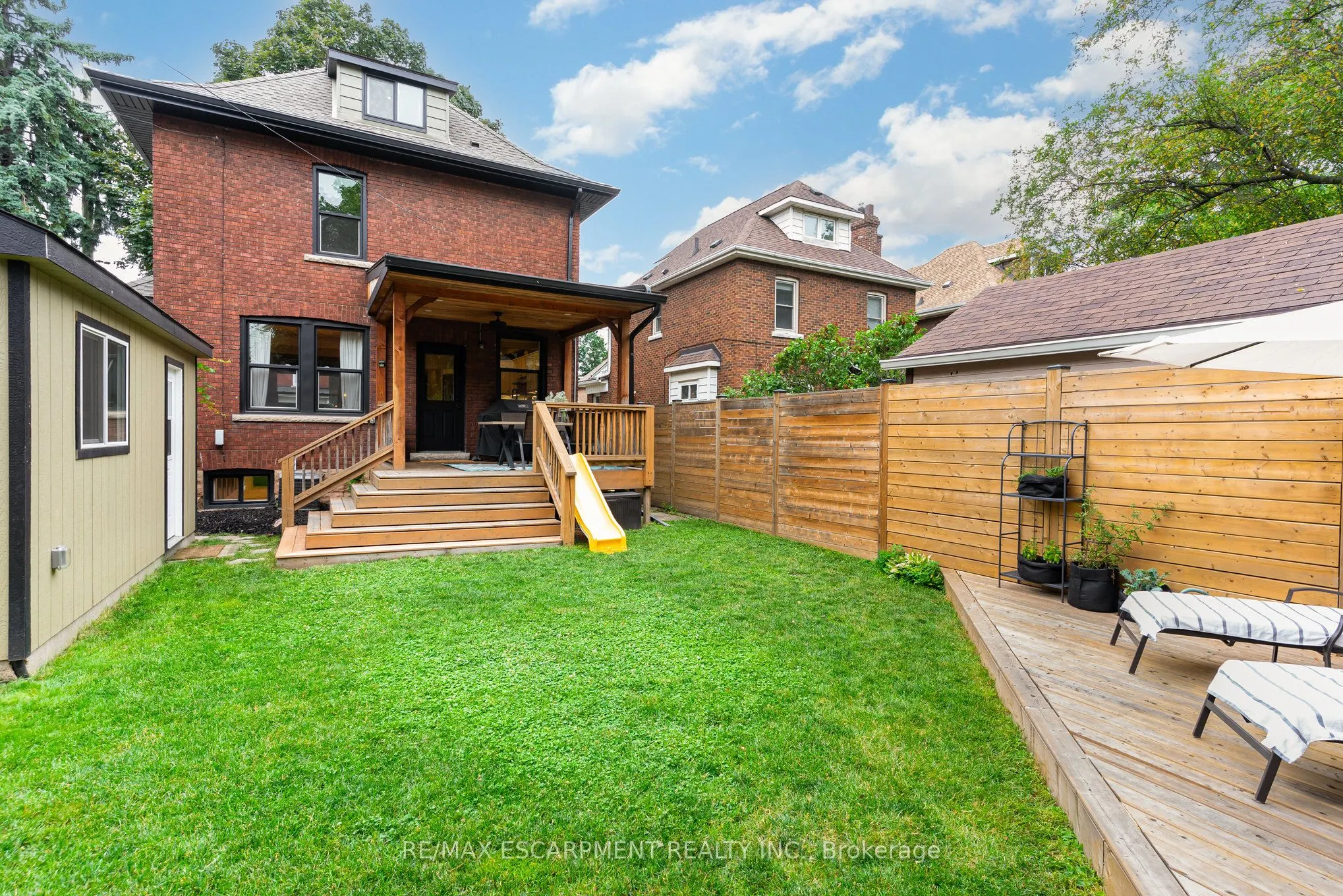 21 Prospect Street S