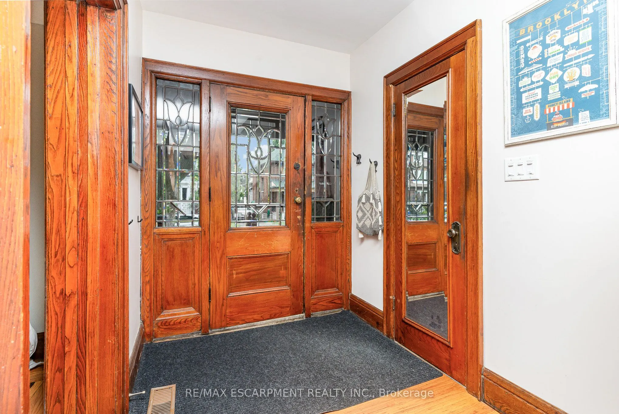 21 Prospect Street S