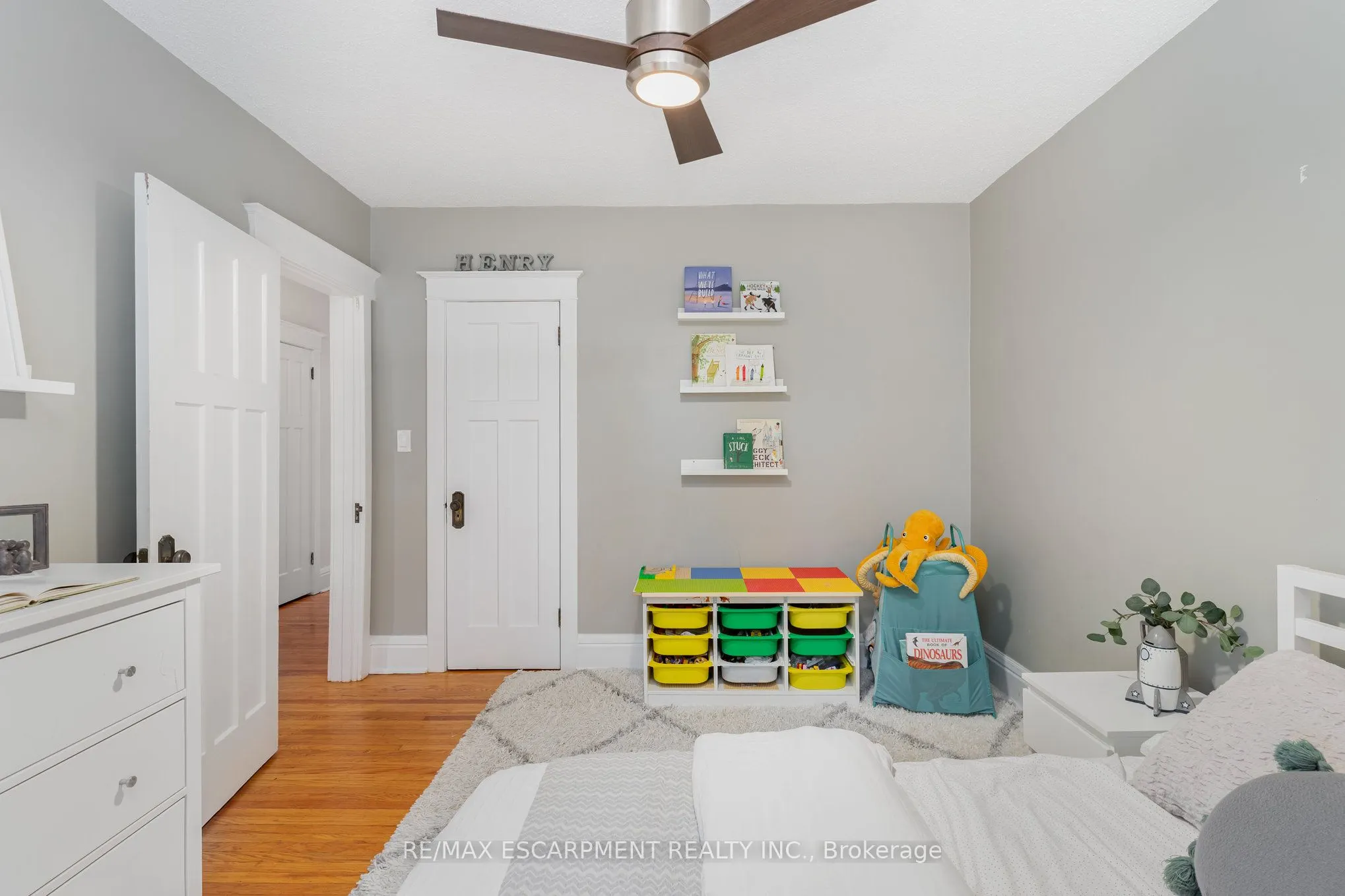 21 Prospect Street S