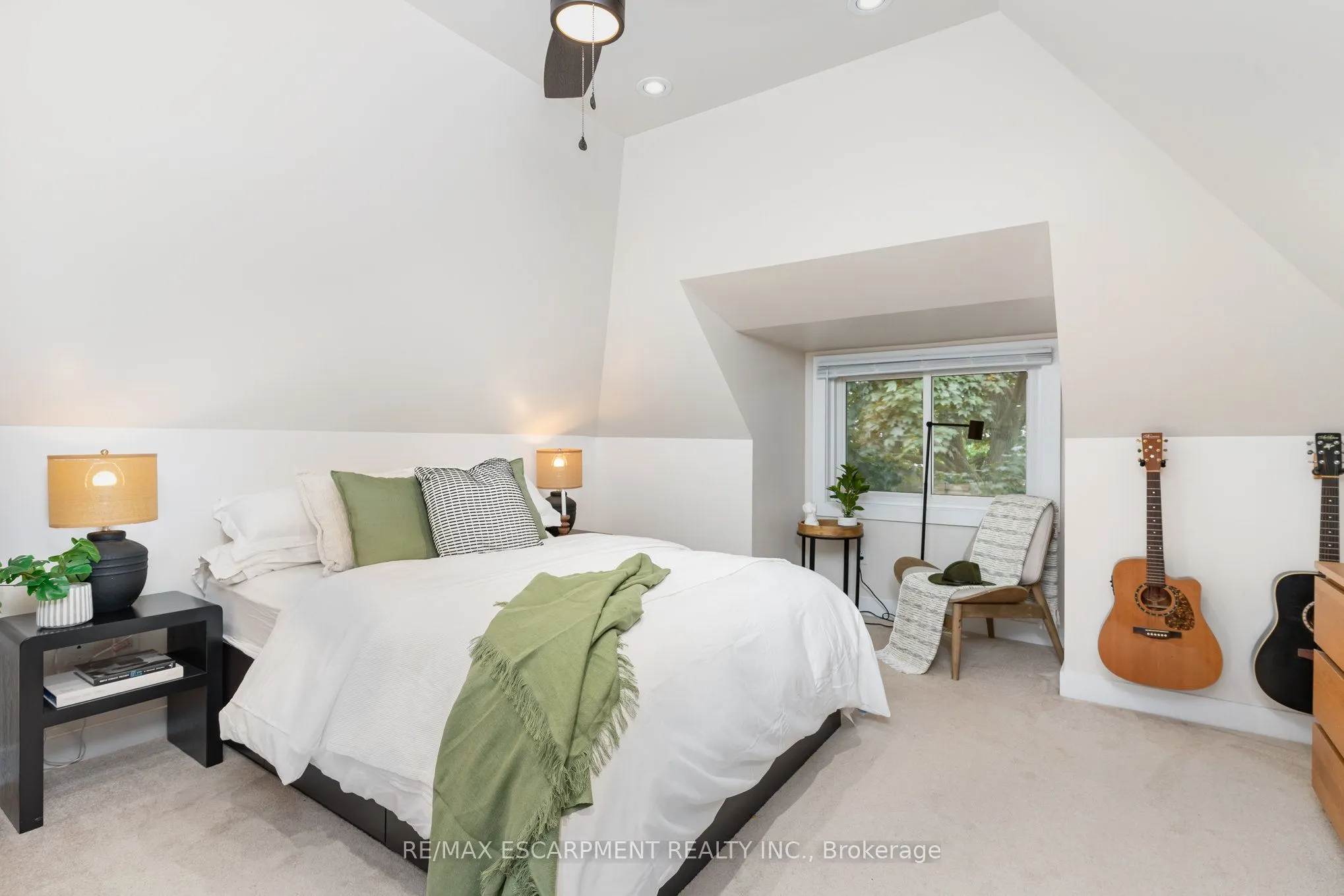 21 Prospect Street S