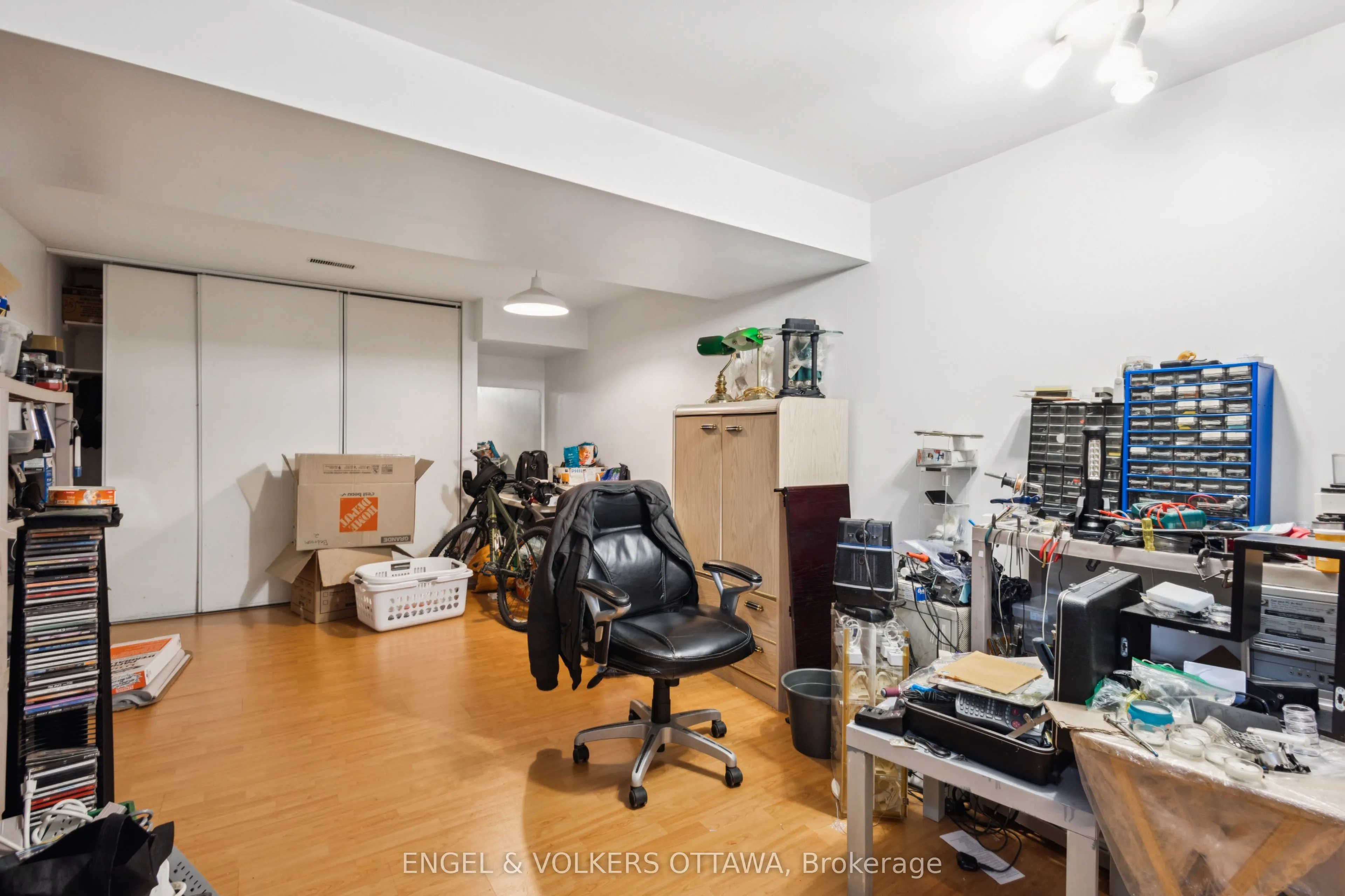 2213 Noblewood Way