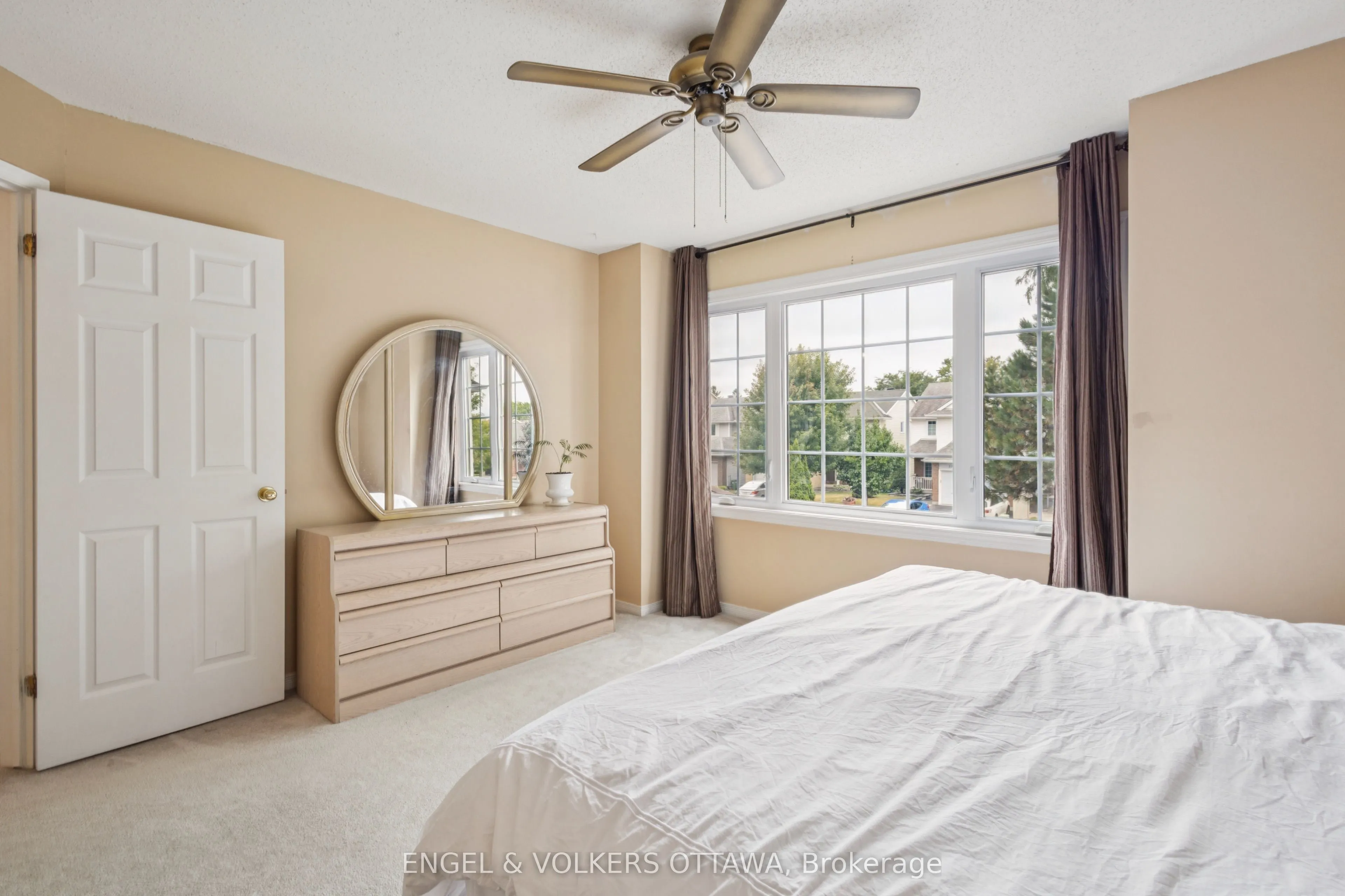 2213 Noblewood Way