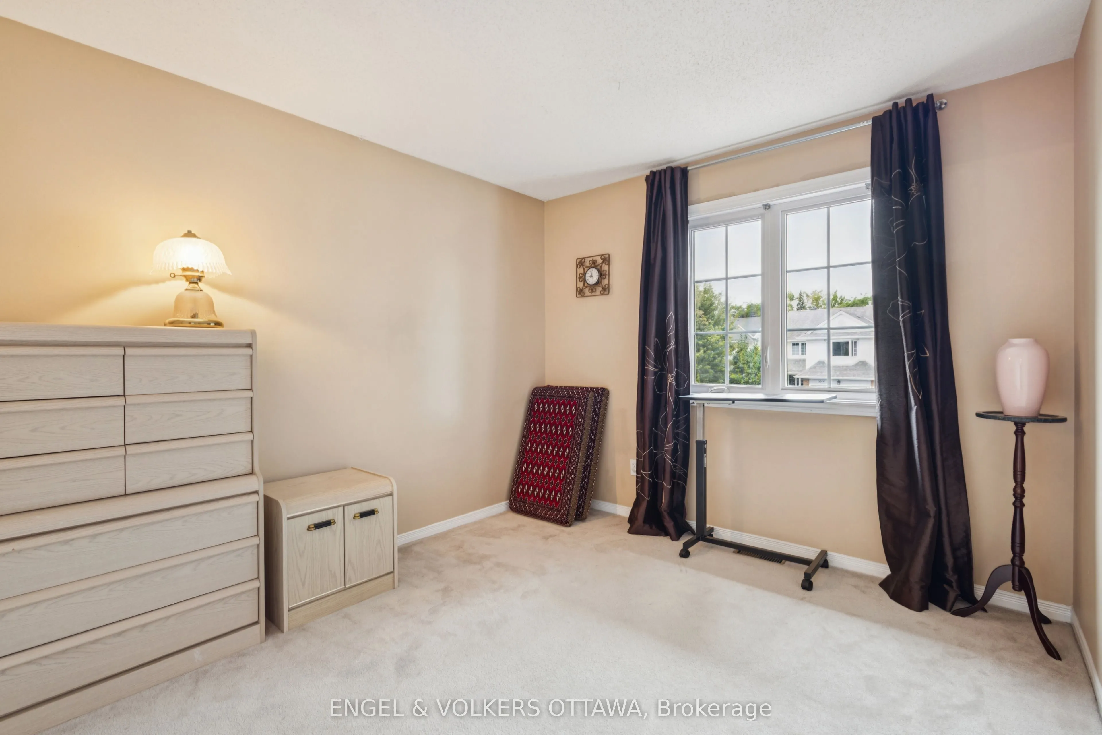2213 Noblewood Way