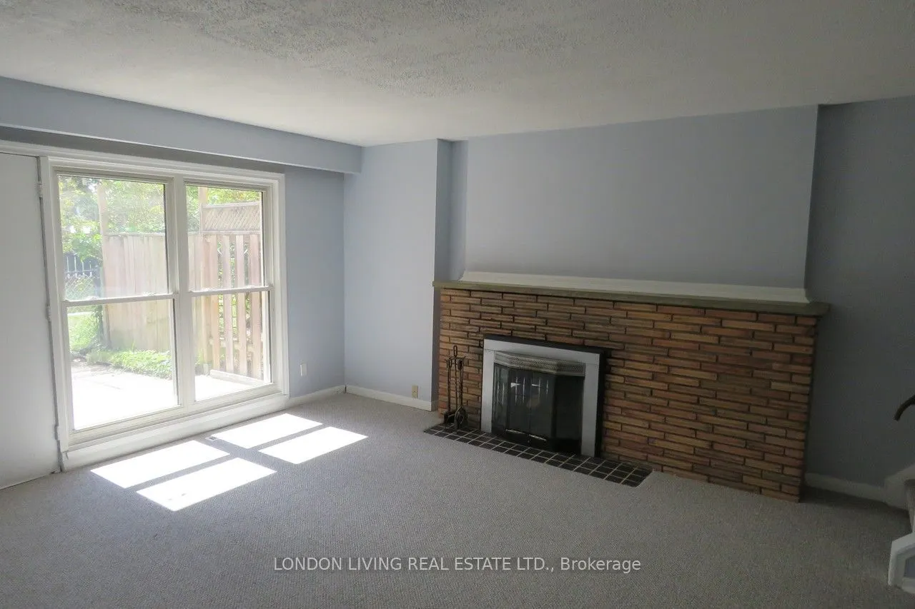 1002 Kipps Lane, #7
