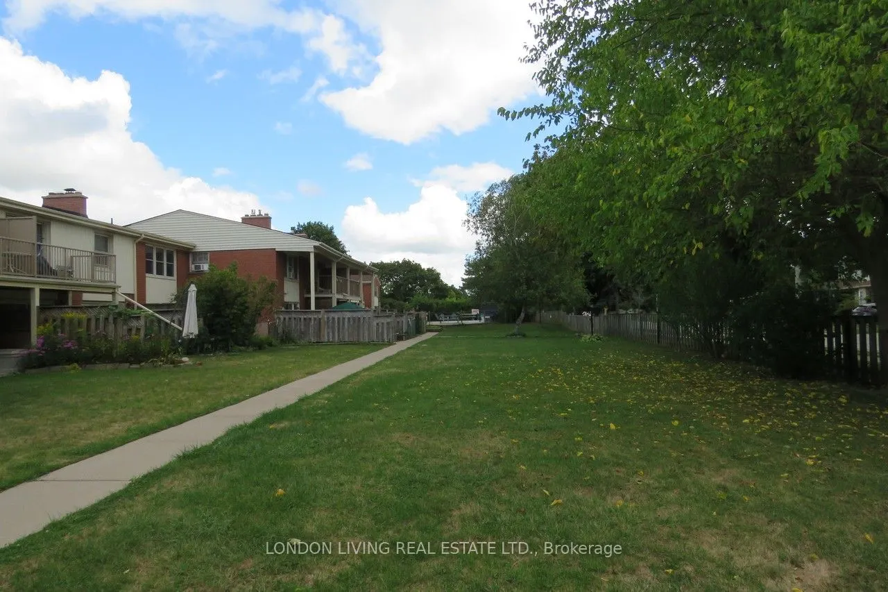 1002 Kipps Lane, #7