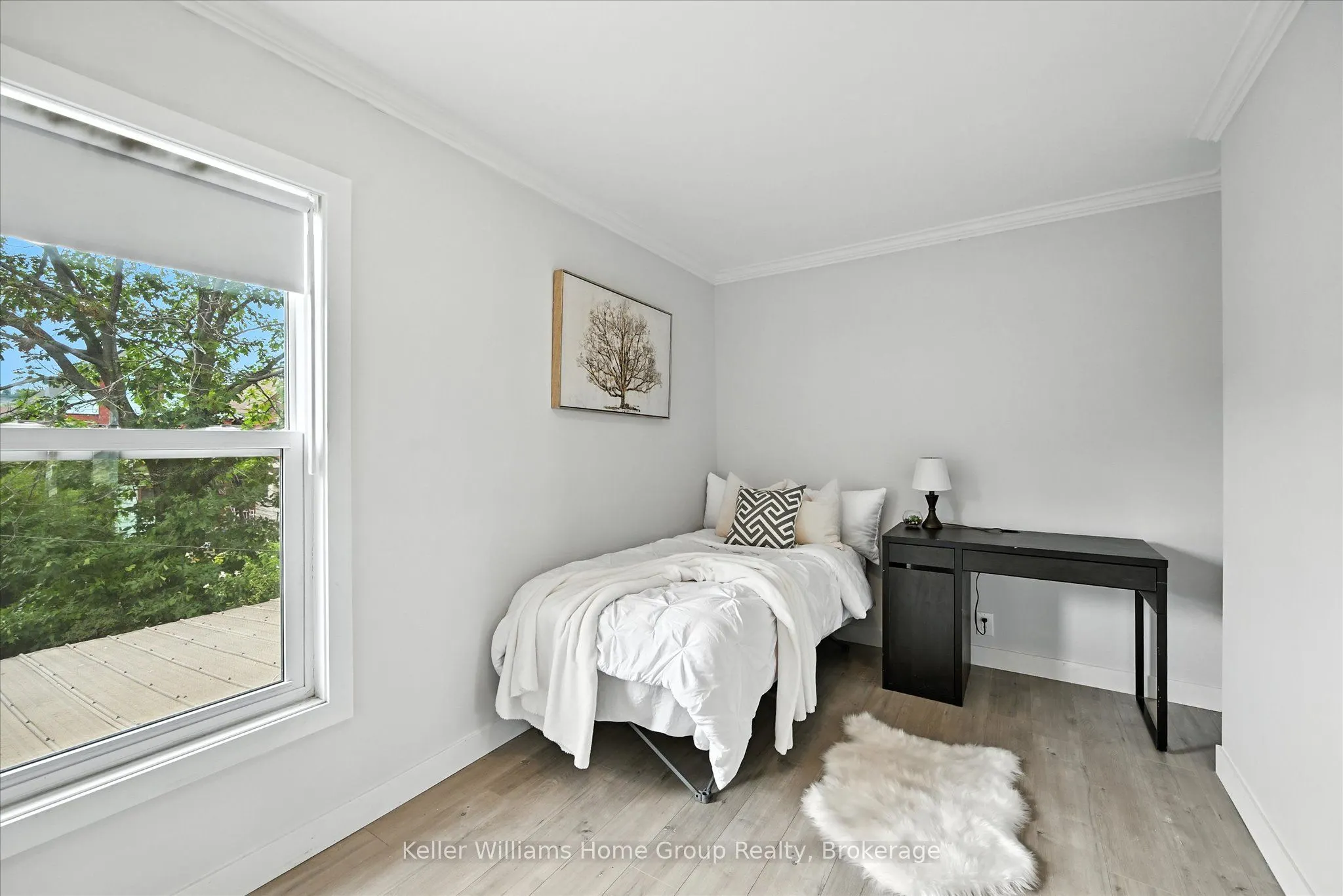 82 Rosemont Avenue