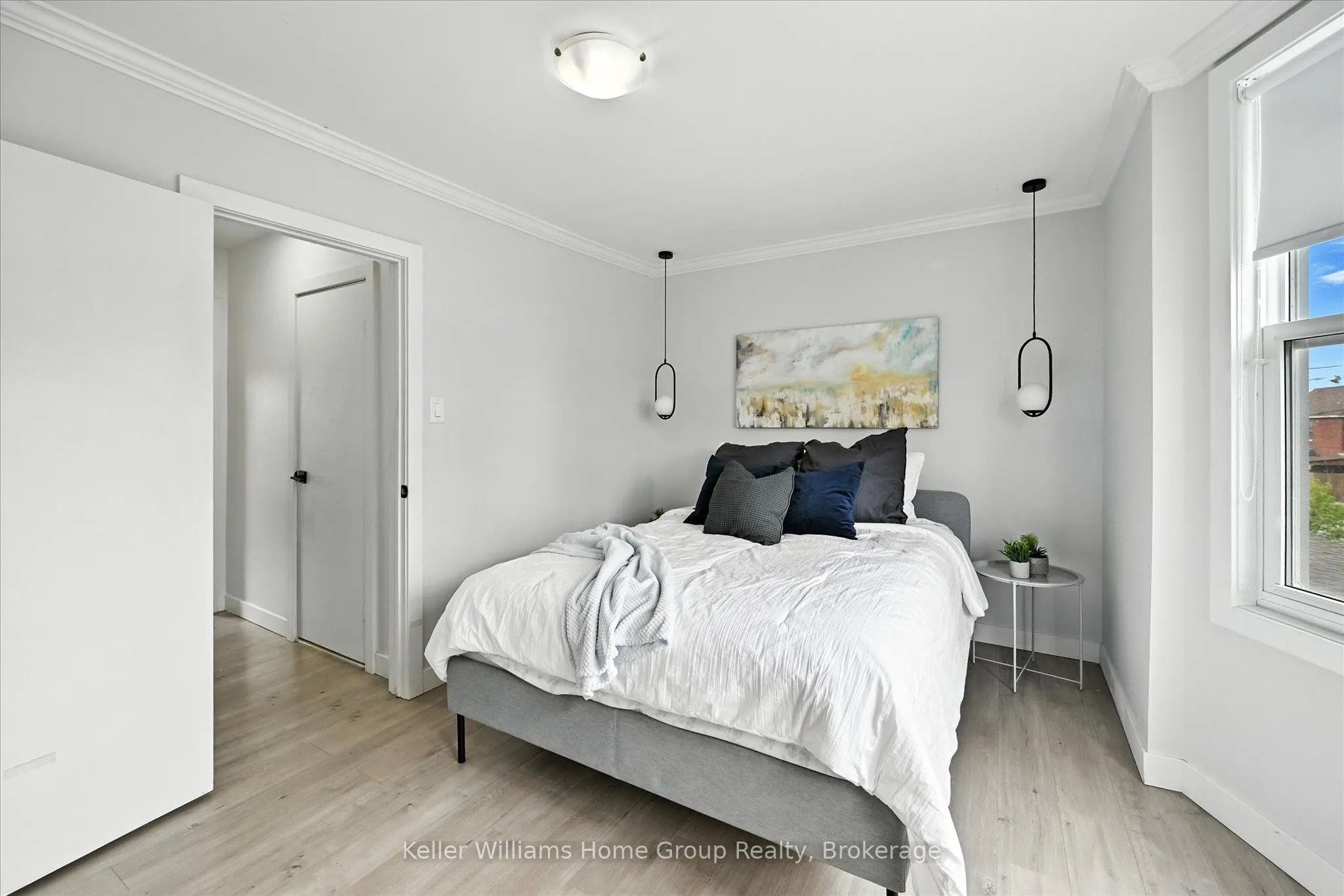 82 Rosemont Avenue