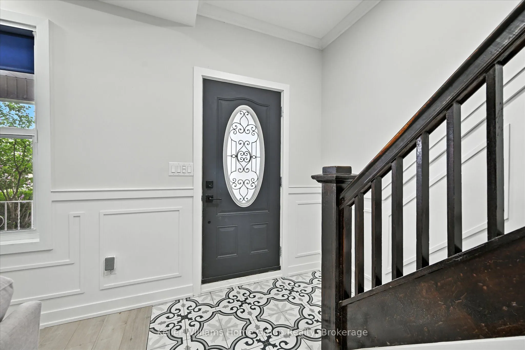 82 Rosemont Avenue