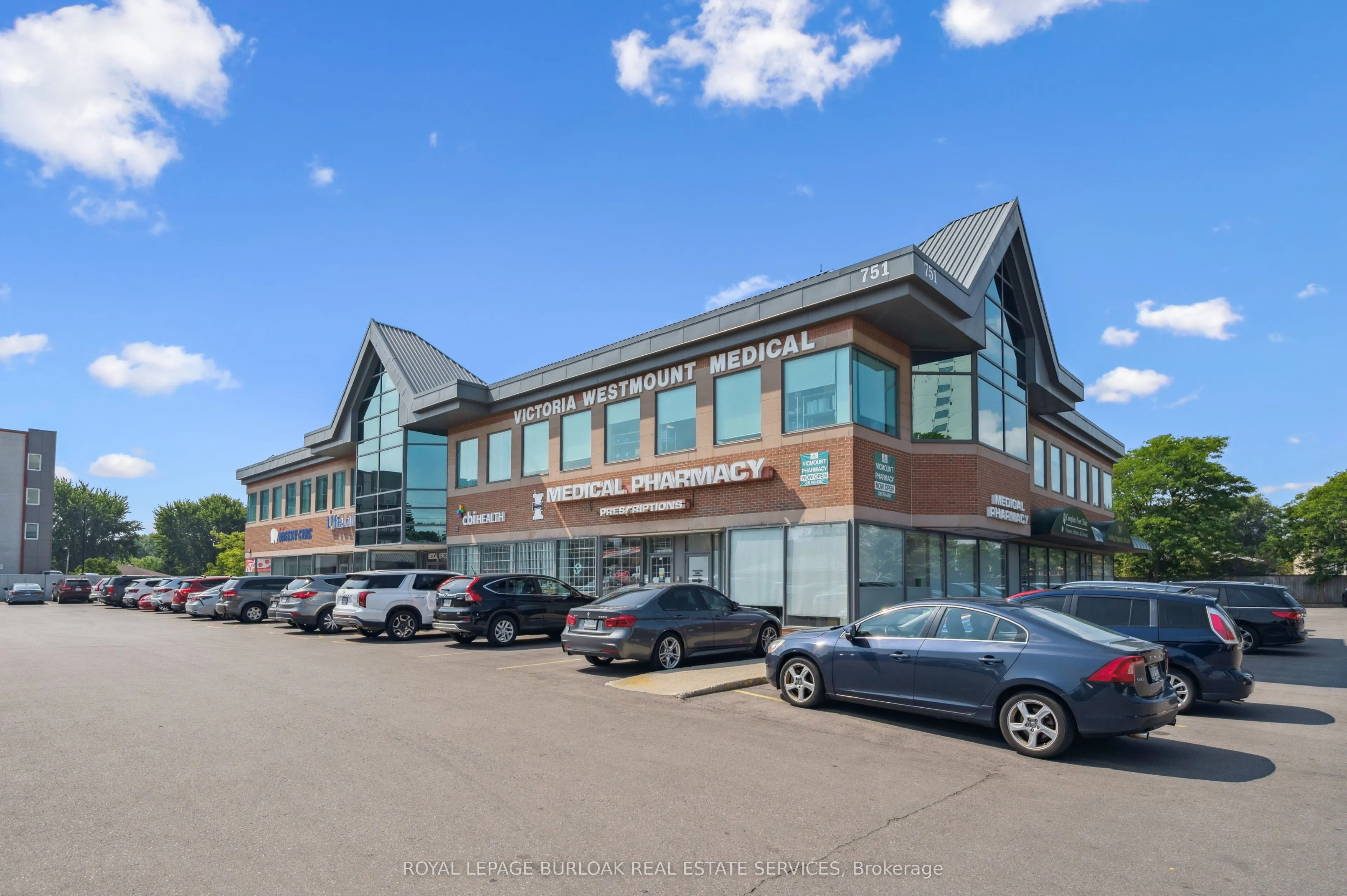 751 Victoria Street S, #202