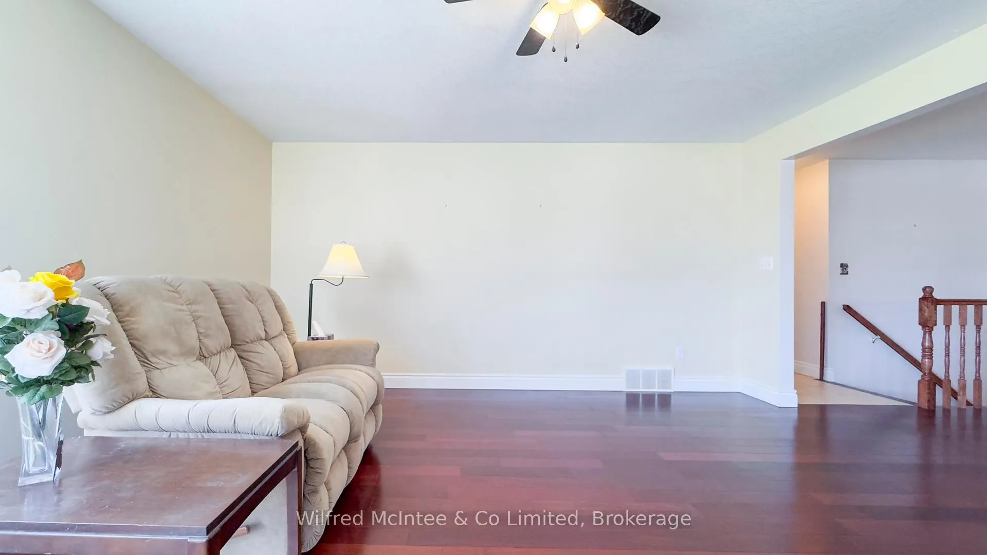 12 Jonathan Crescent