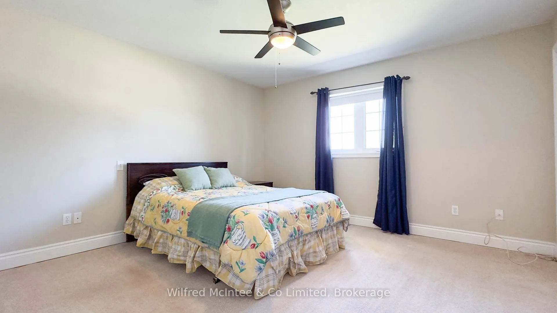 12 Jonathan Crescent