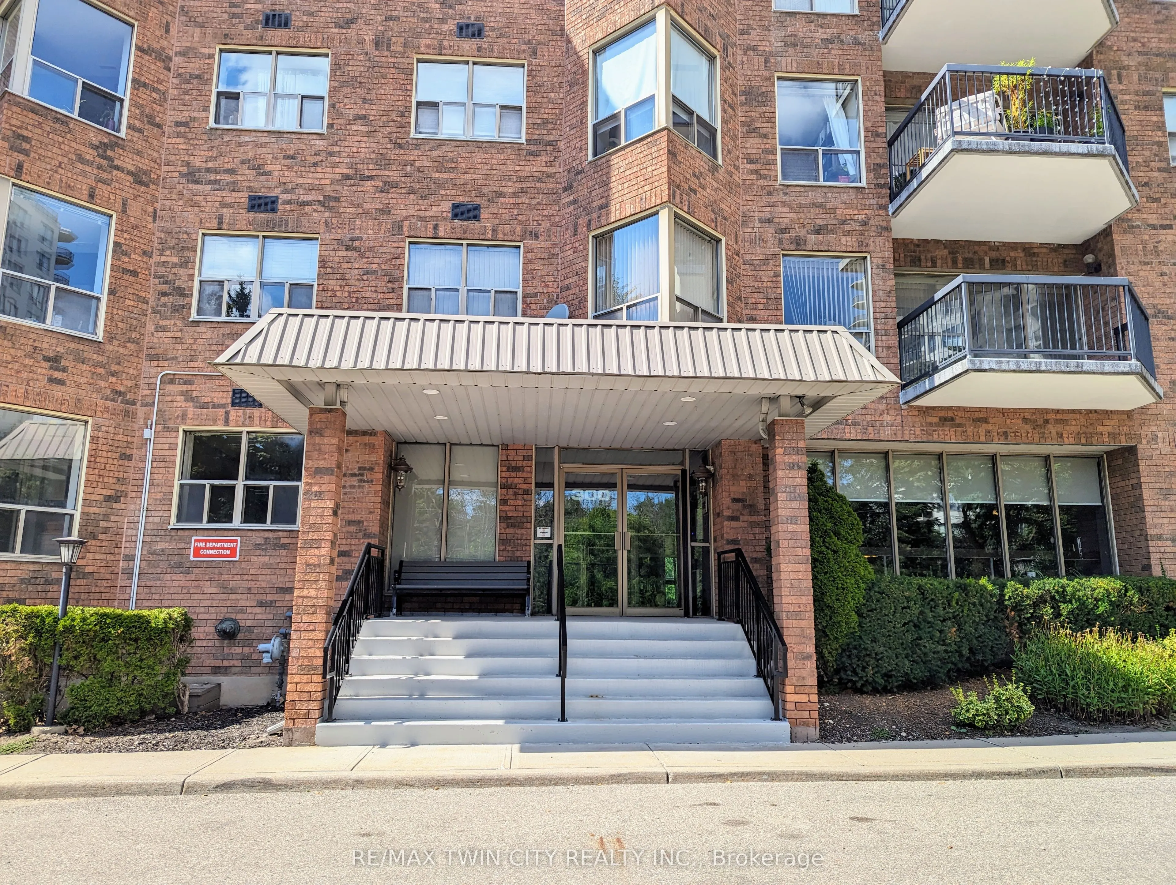 300 Keats Way, #407