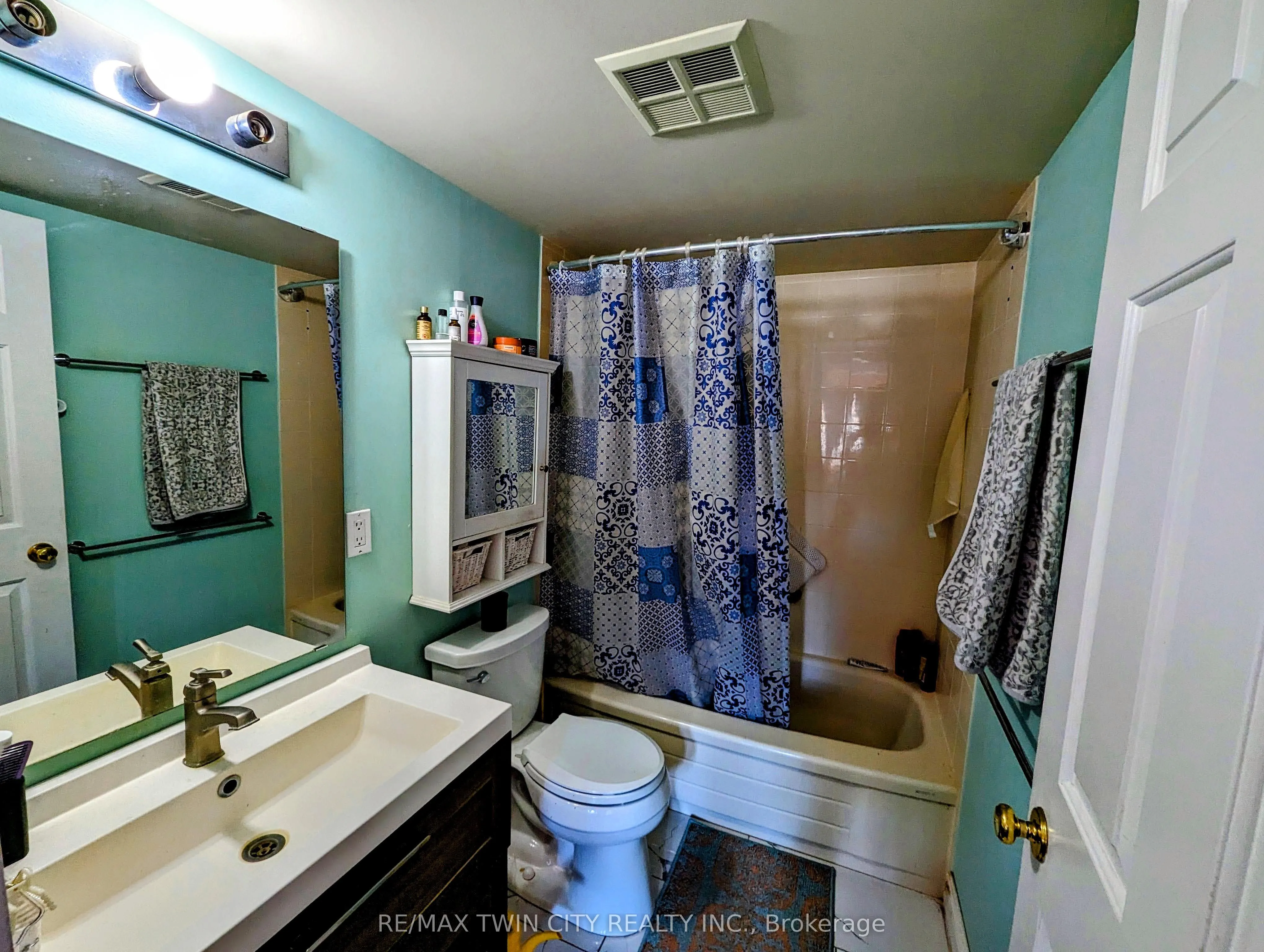 300 Keats Way, #407