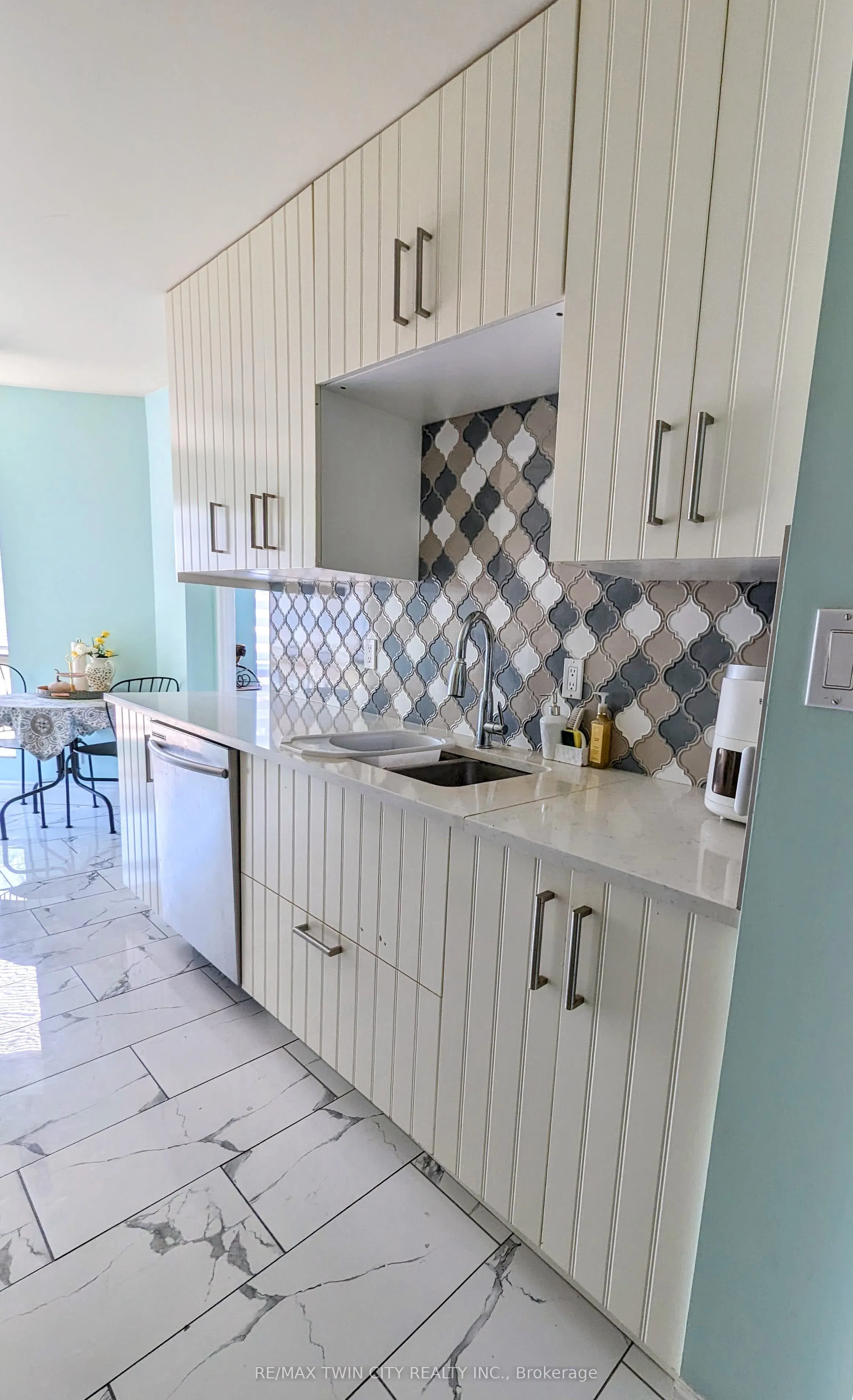 300 Keats Way, #407