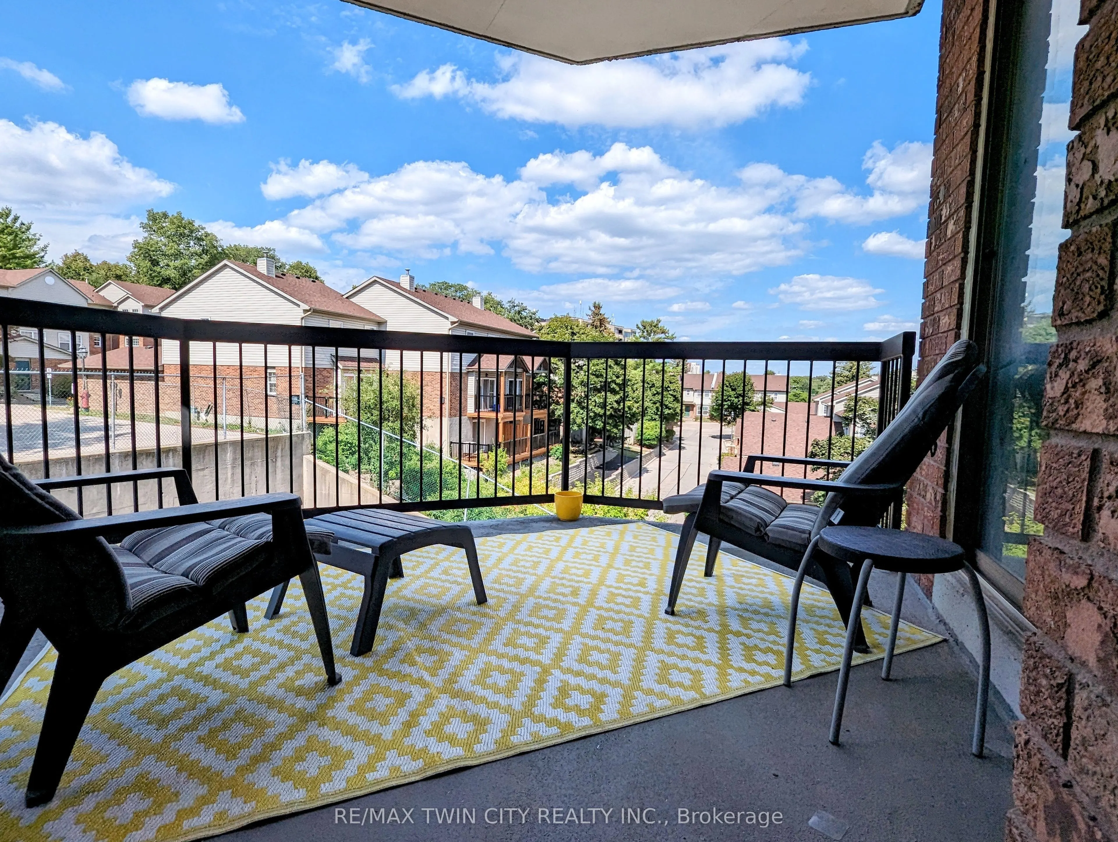 300 Keats Way, #407