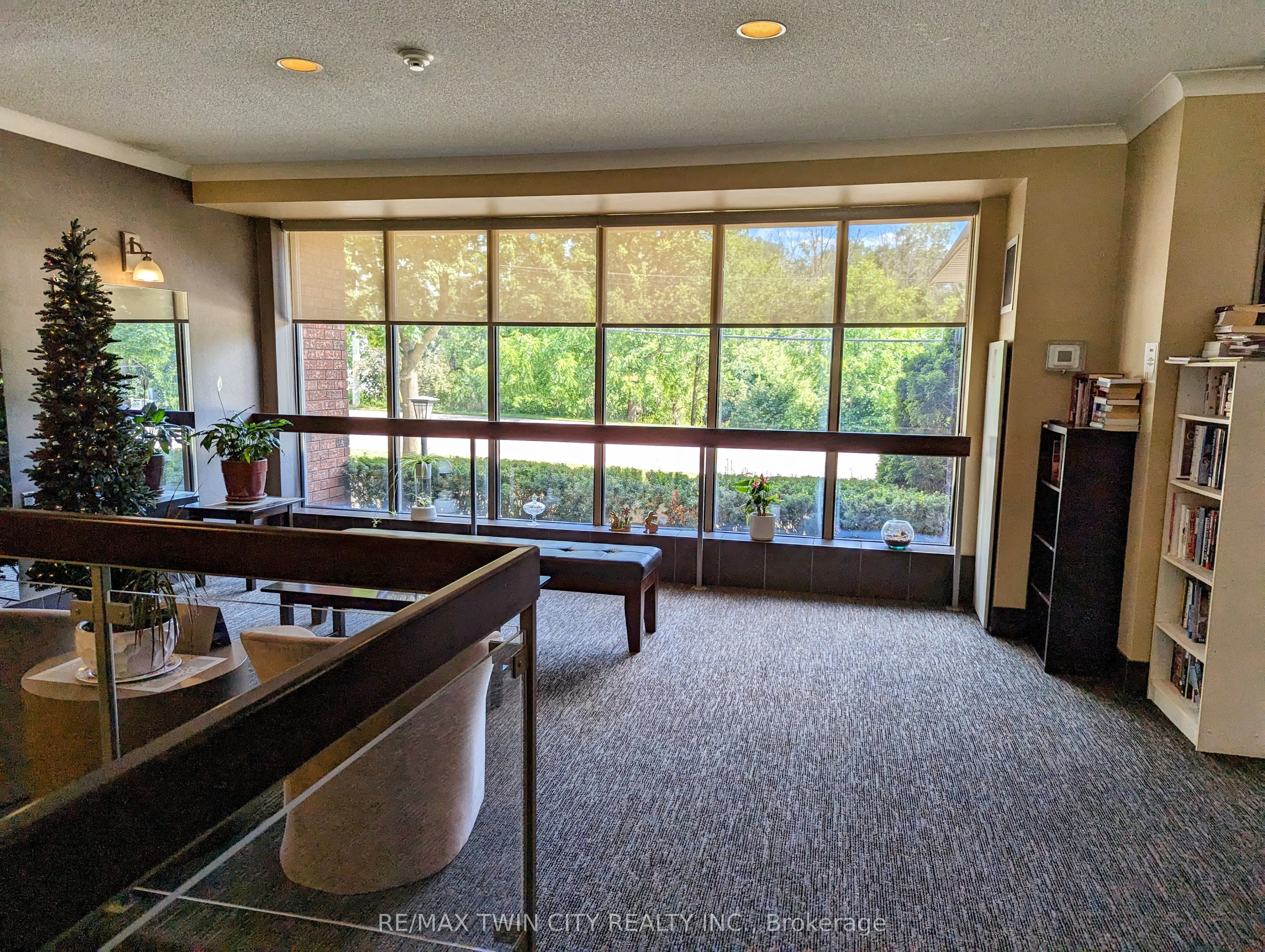 300 Keats Way, #407