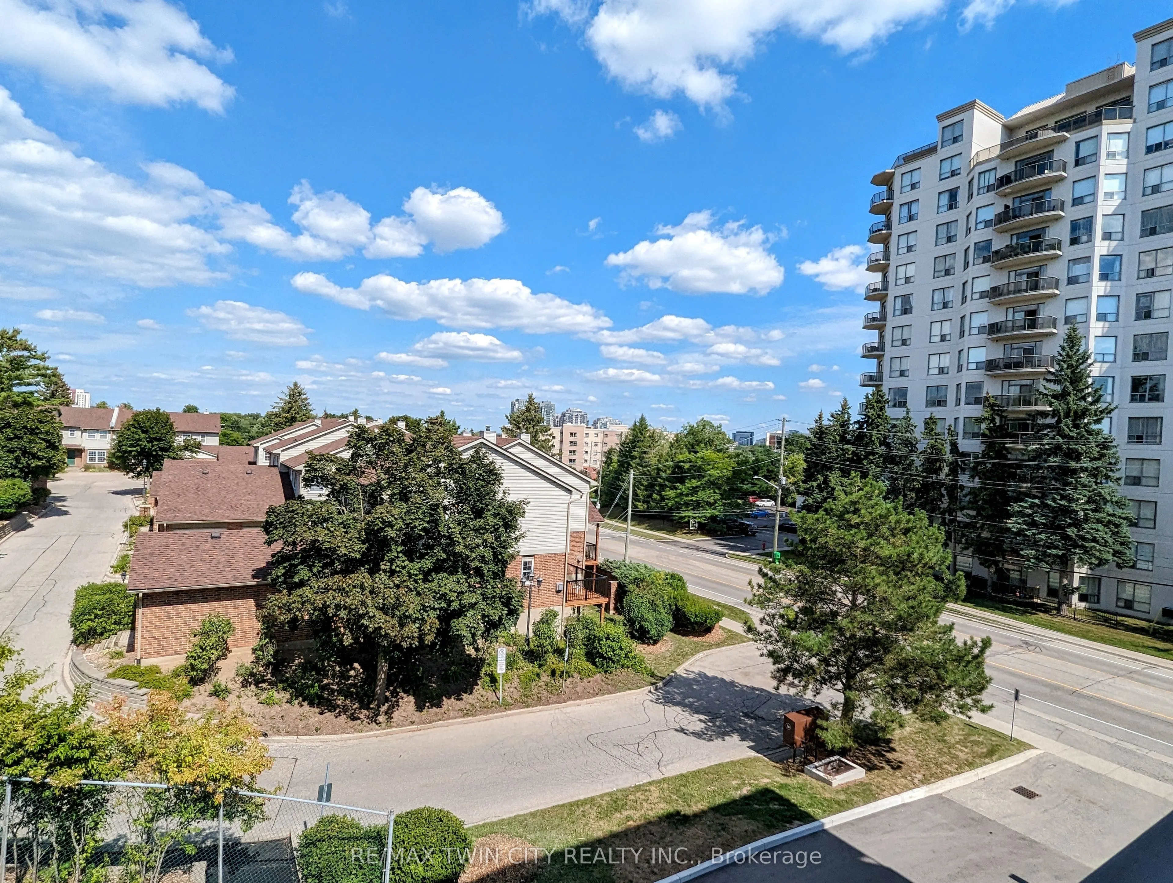 300 Keats Way, #407