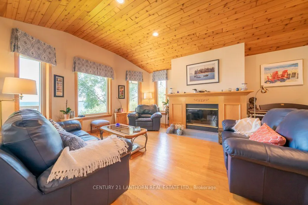 3126 County Rd 8 Road