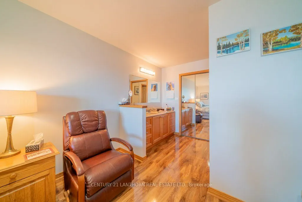 3126 County Rd 8 Road