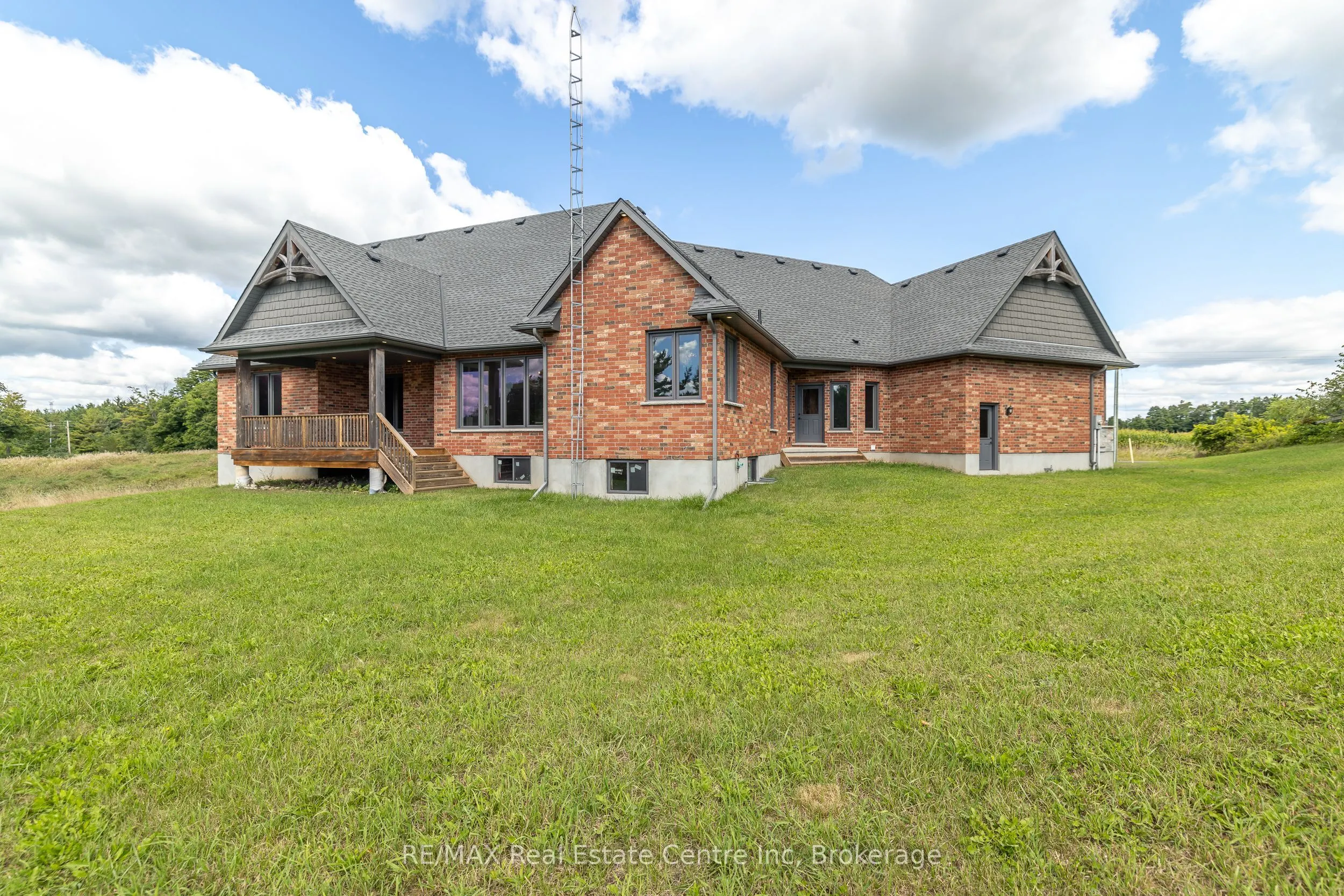7355 Concession 1 Road