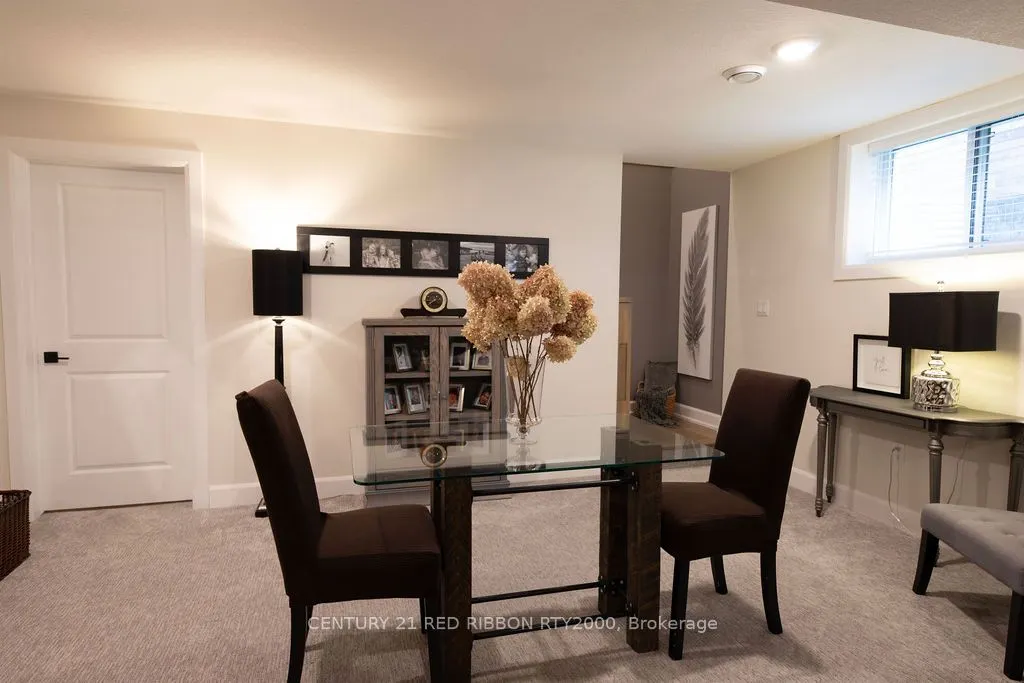 159 Collins Way, #40