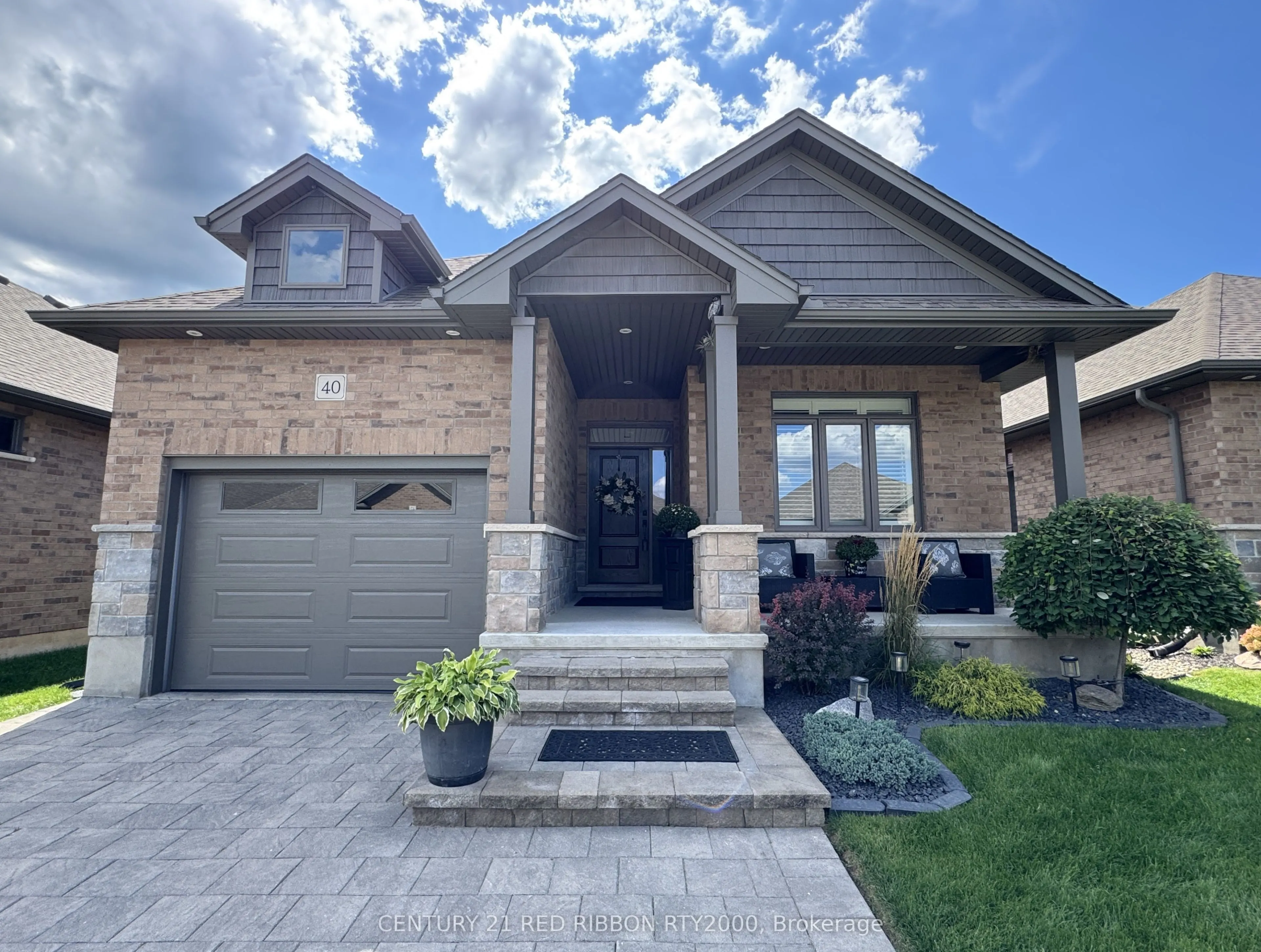 159 Collins Way, #40