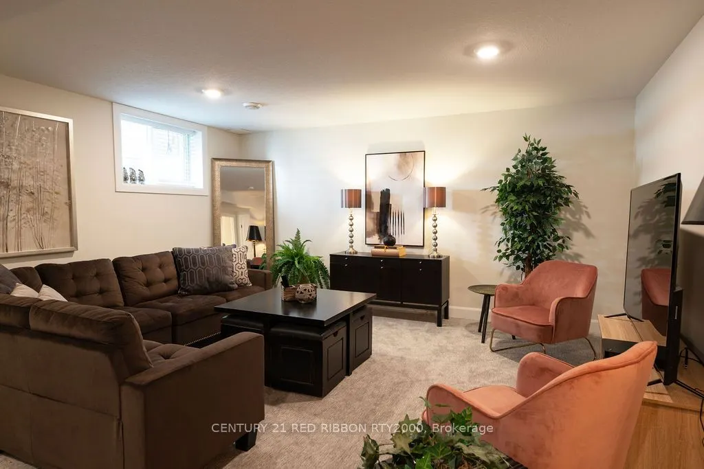 159 Collins Way, #40
