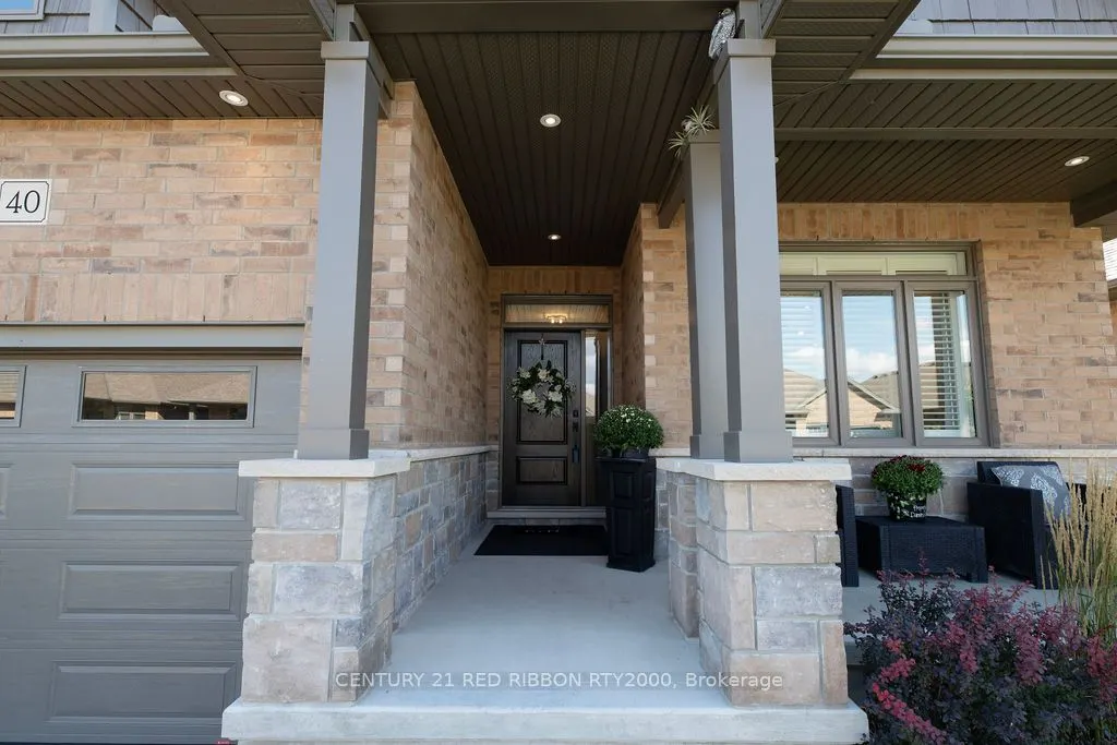 159 Collins Way, #40