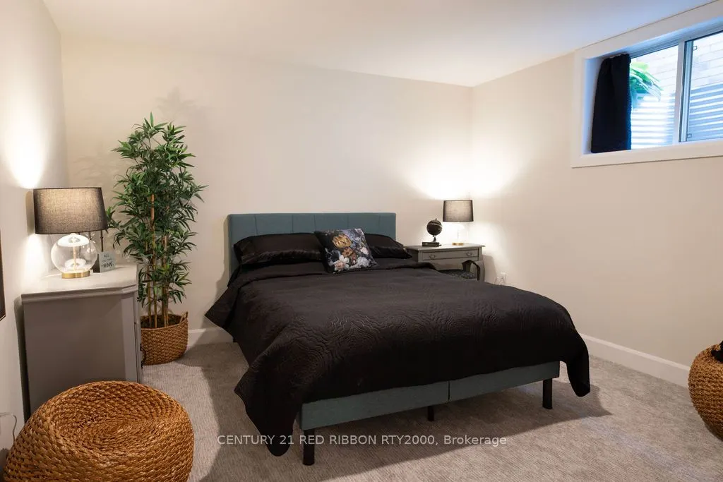 159 Collins Way, #40