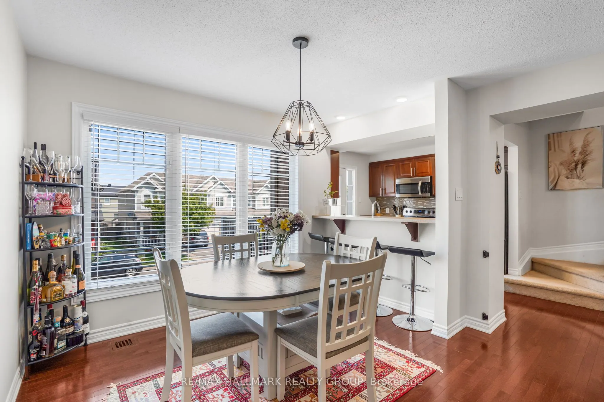 110 SUNSHINE Crescent