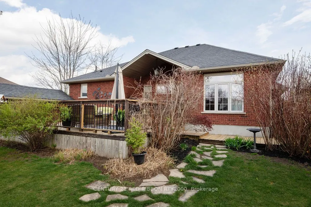396 MacDonald Street
