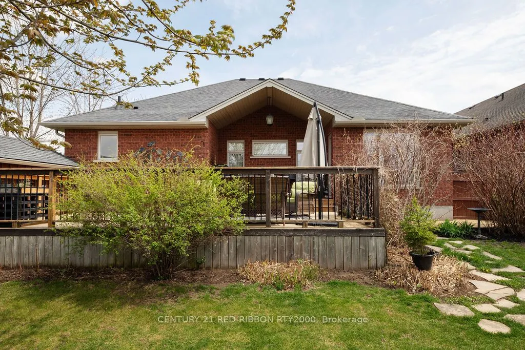 396 MacDonald Street