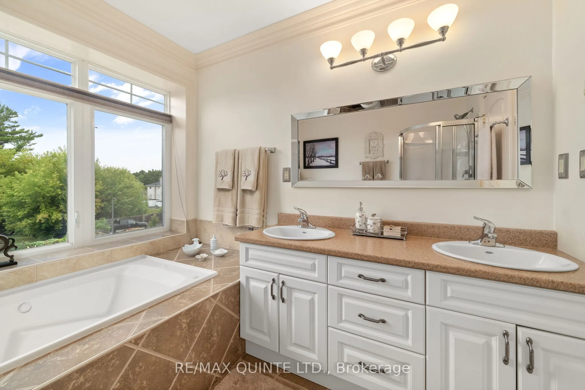 145 Farley Avenue, #201