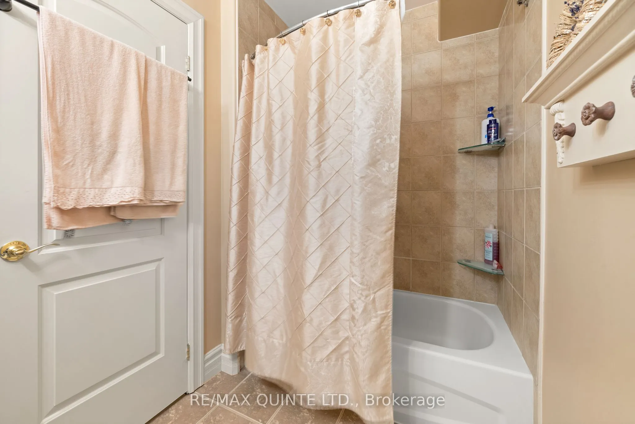 145 Farley Avenue, #201