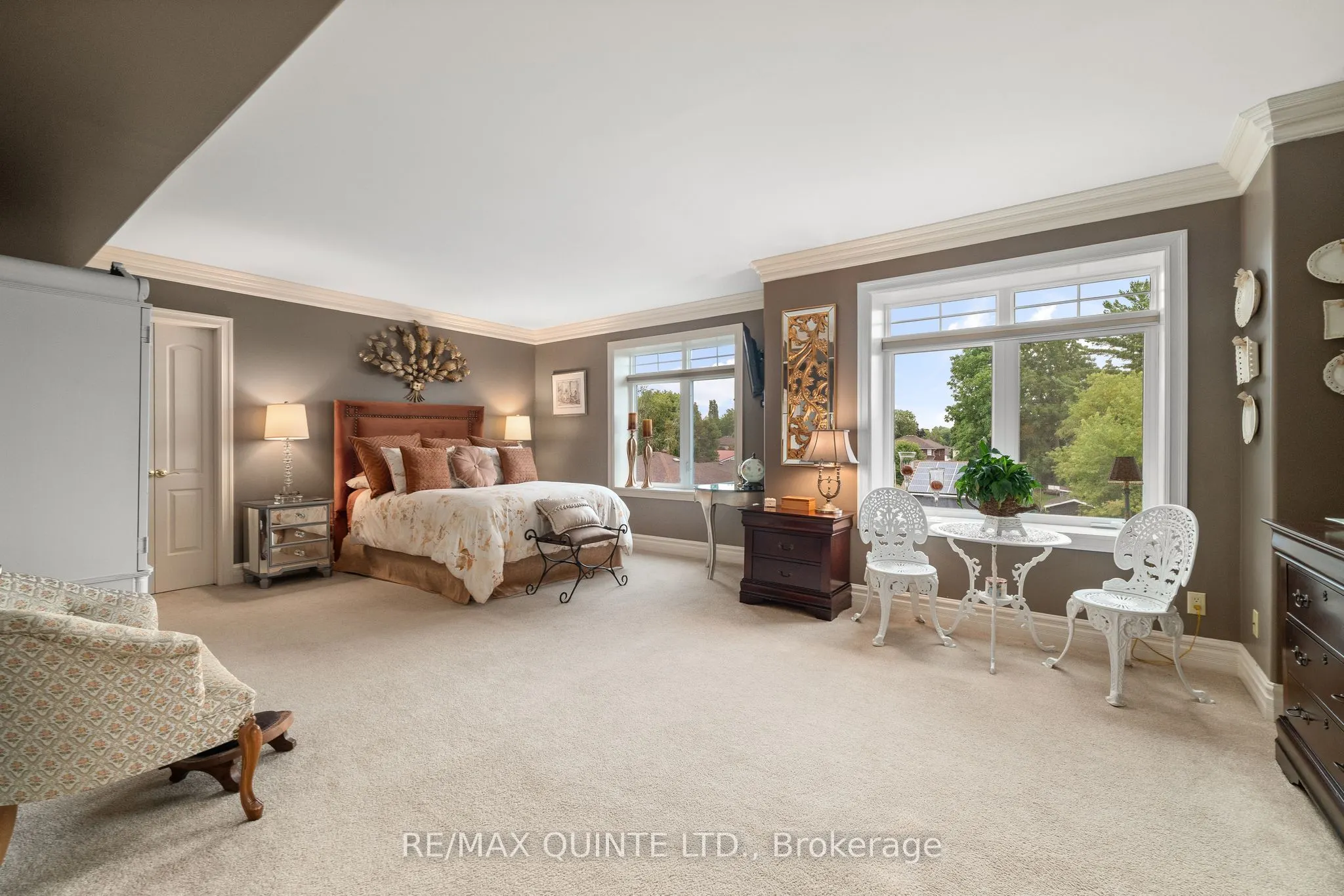 145 Farley Avenue, #201