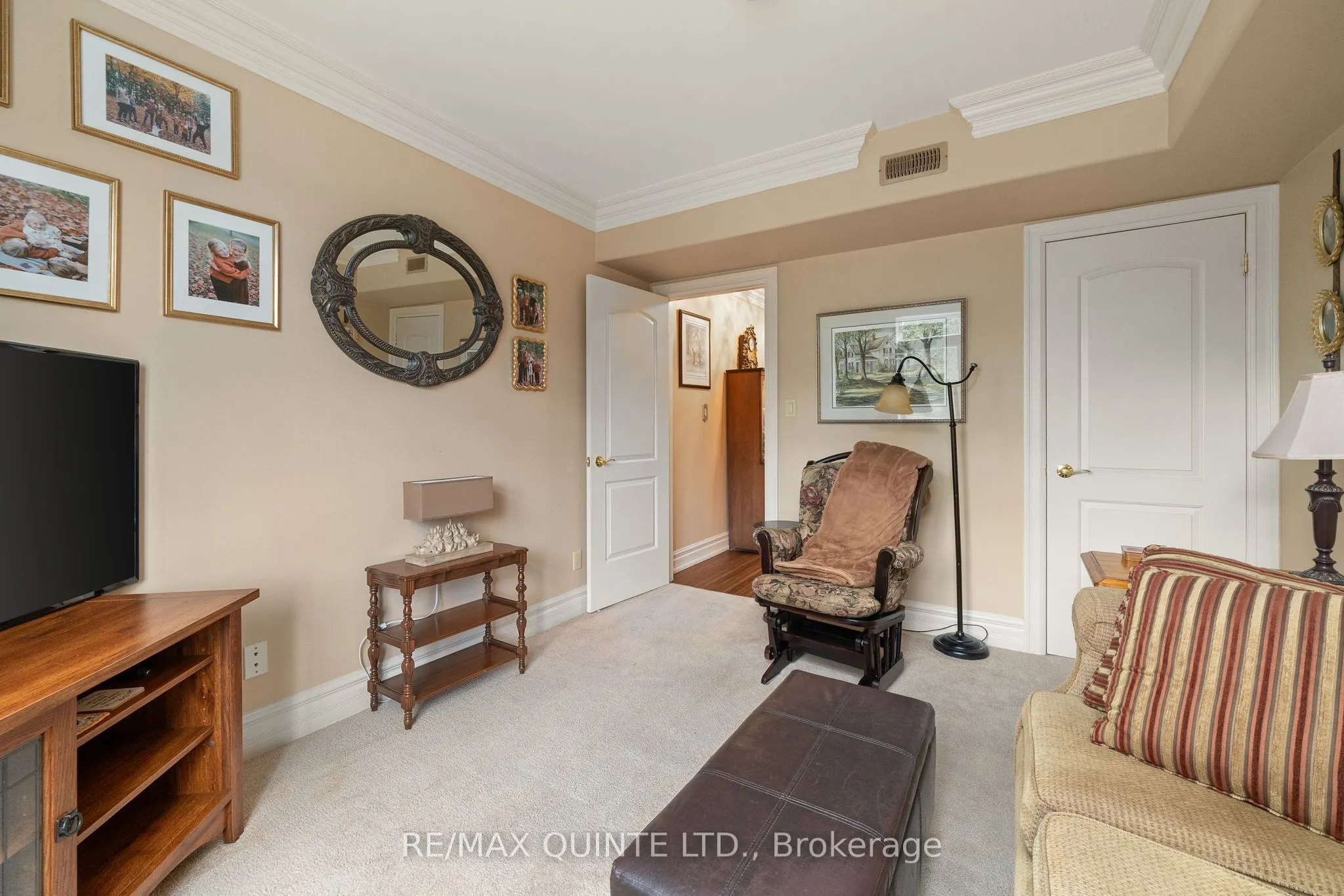 145 Farley Avenue, #201