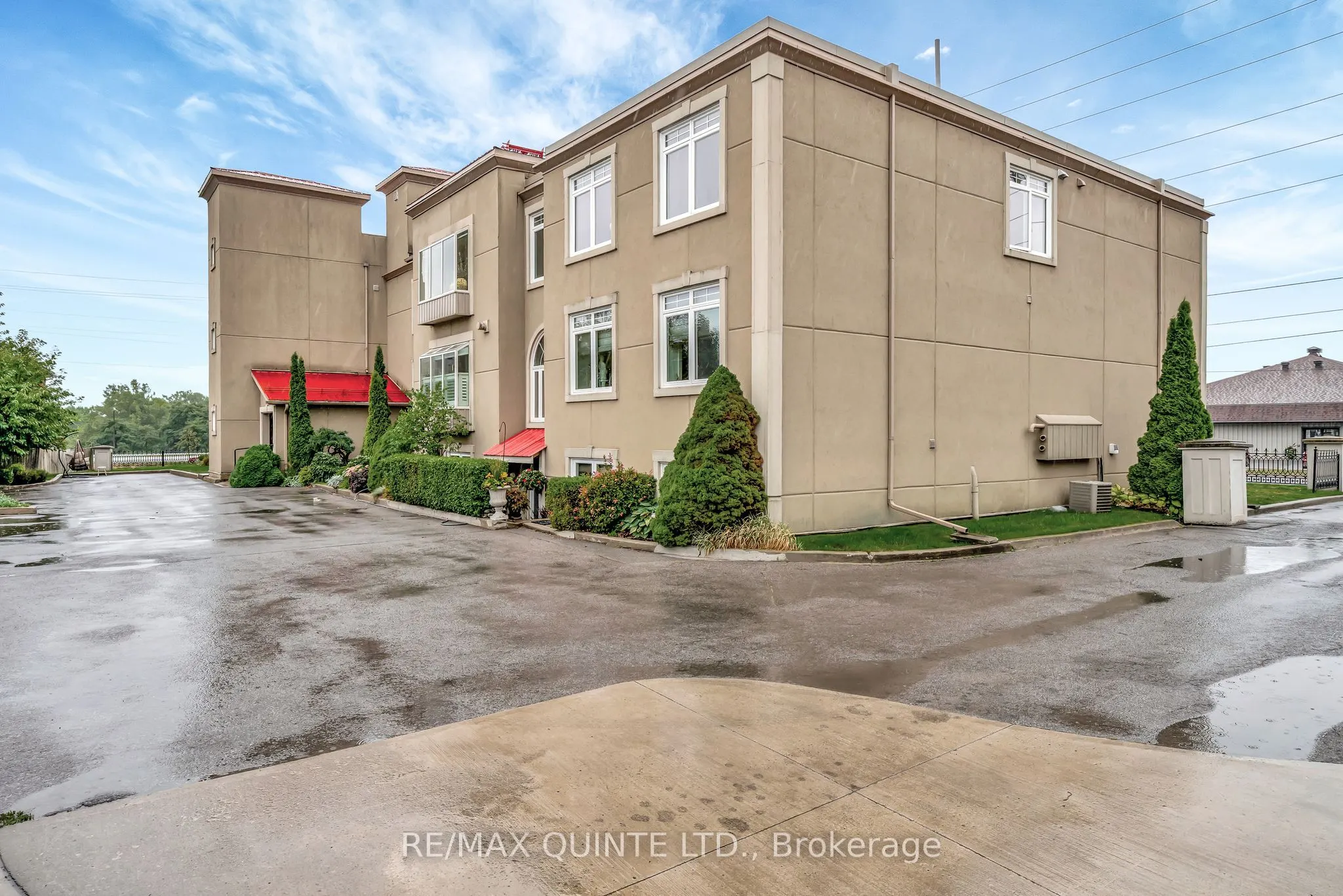 145 Farley Avenue, #201
