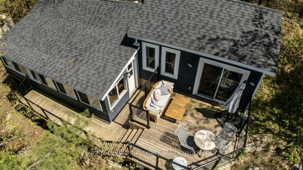 1055B Vilalta Lane