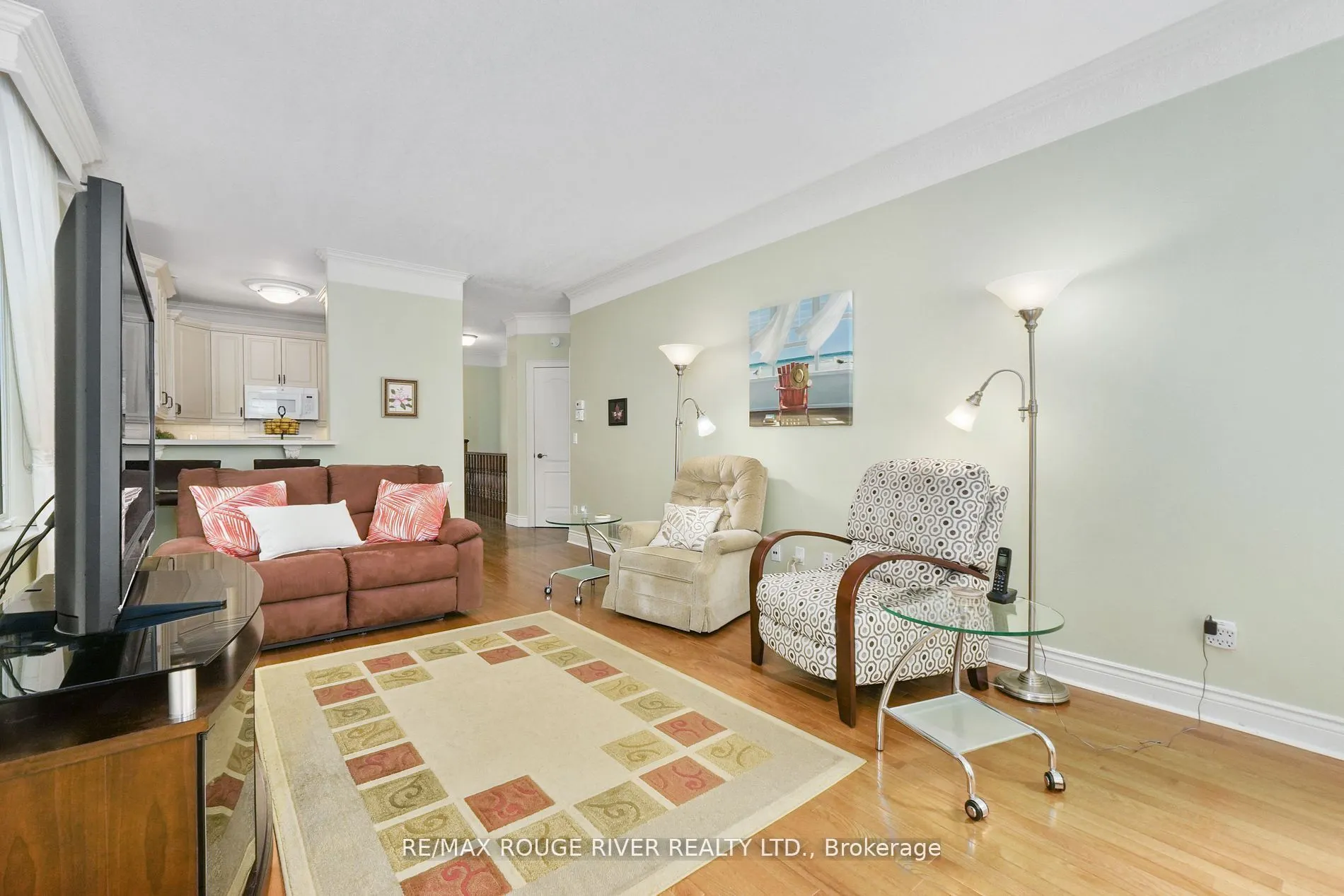 120 University Avenue E, #101
