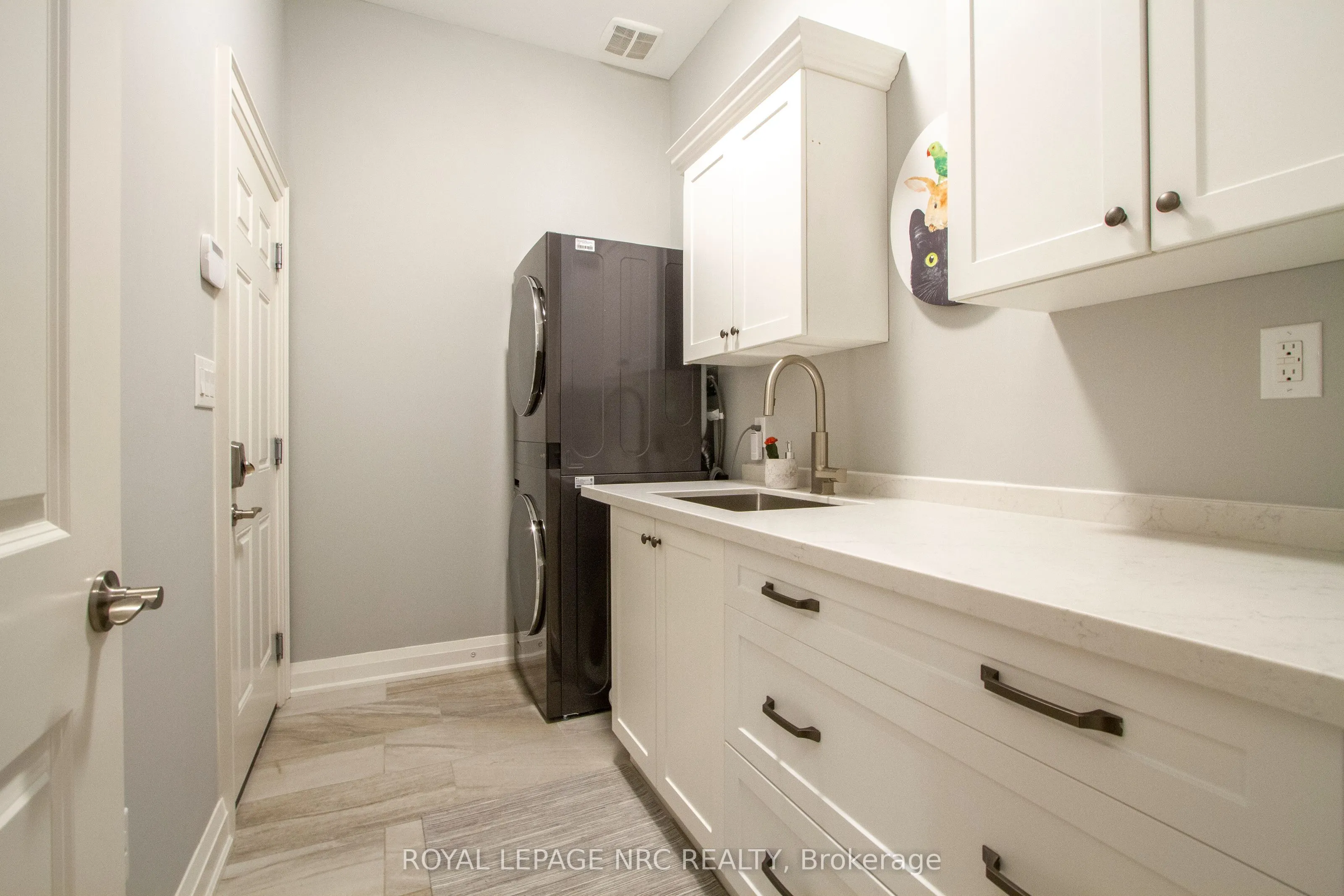 3232 Montrose Road, #62