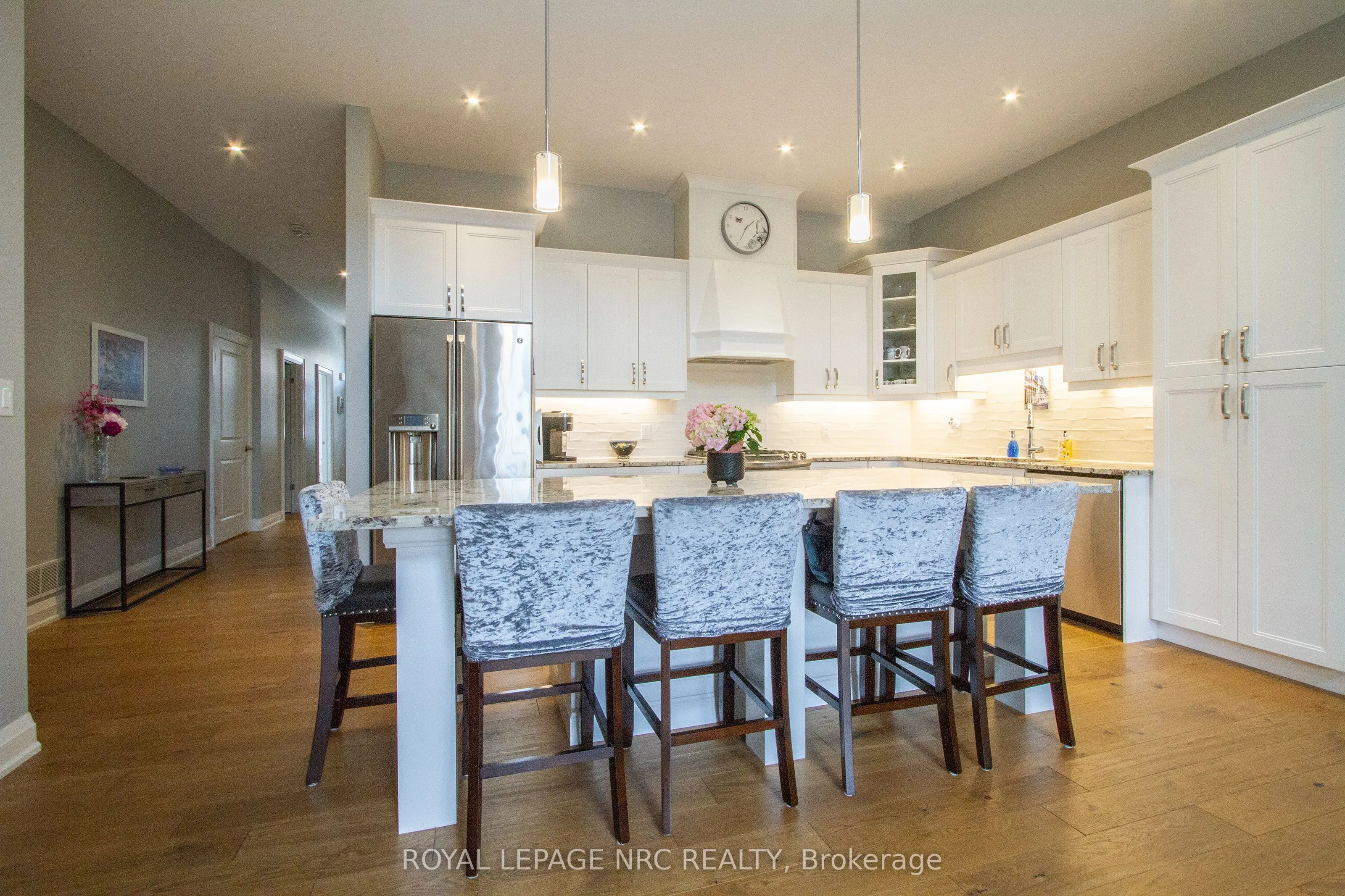 3232 Montrose Road, #62