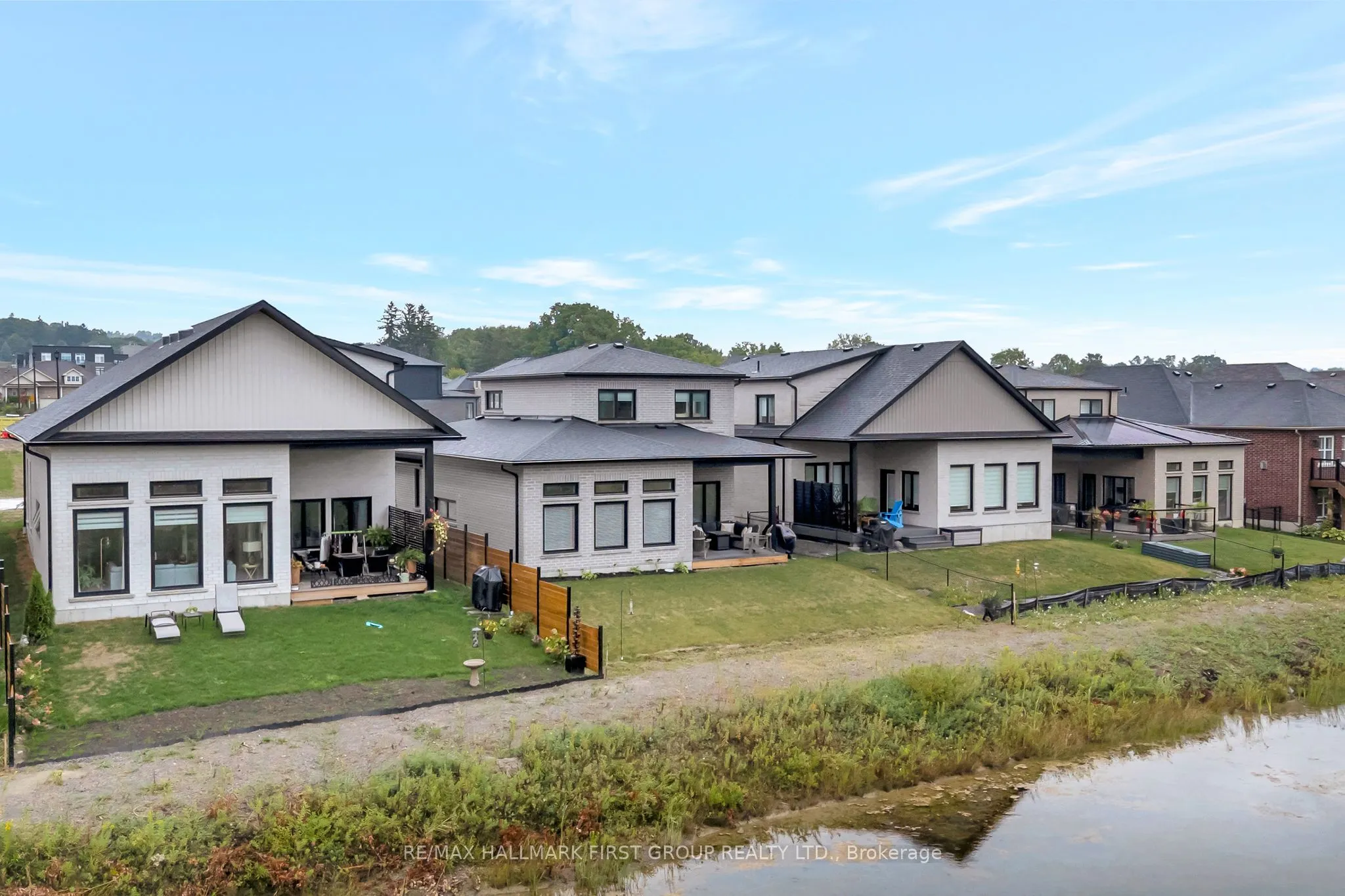 118 Royal Gala Drive