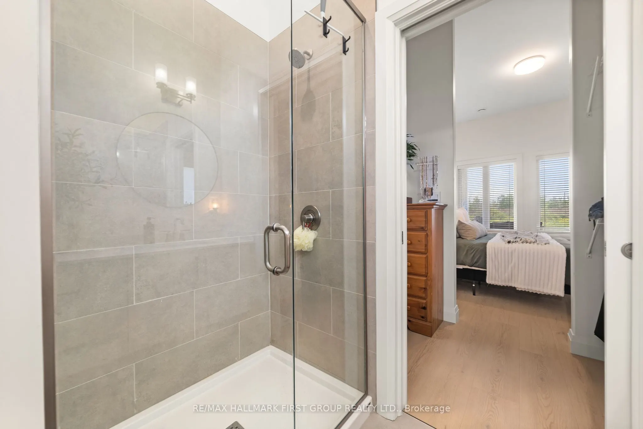 118 Royal Gala Drive