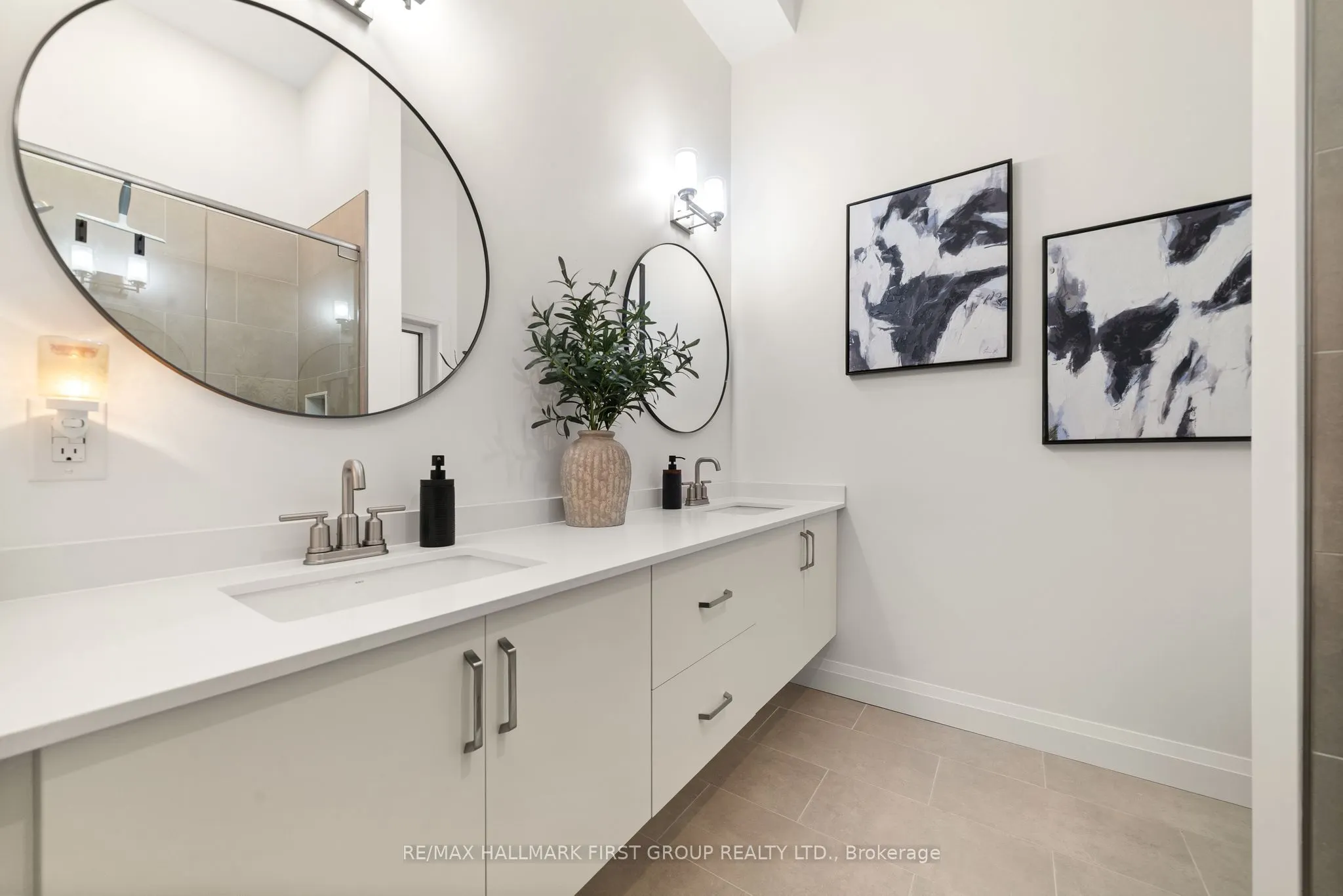 118 Royal Gala Drive