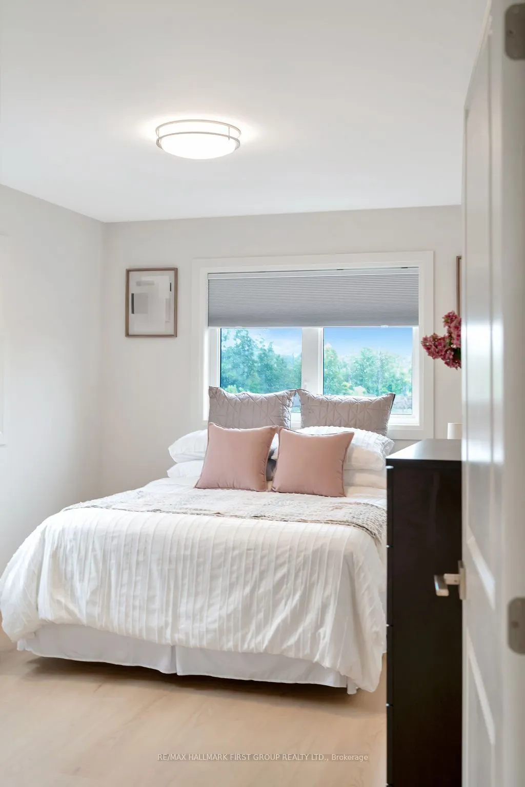 118 Royal Gala Drive