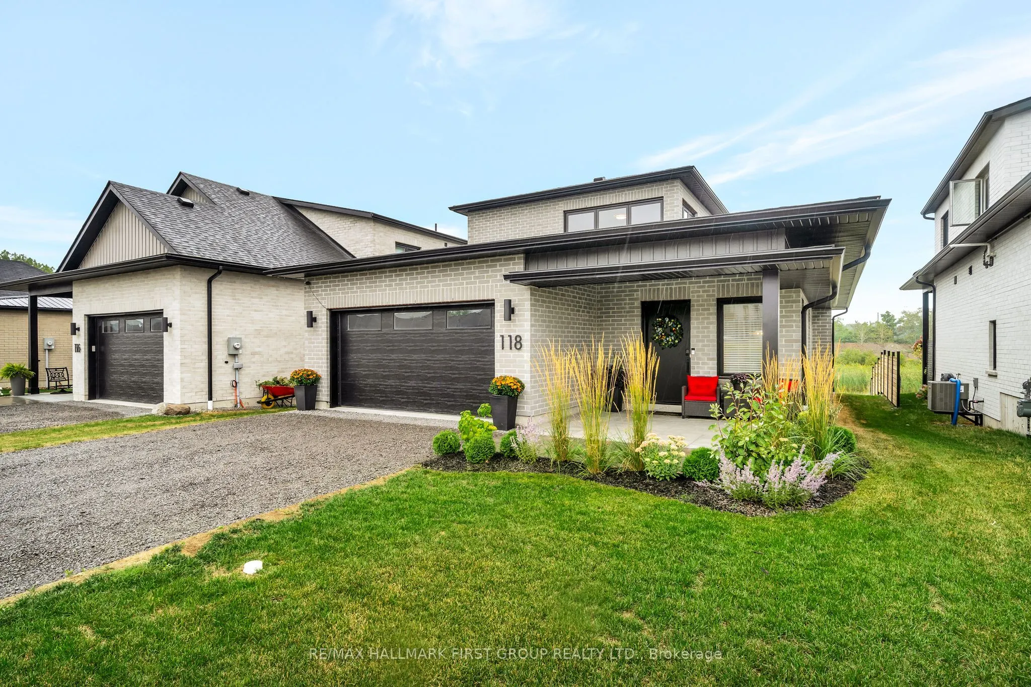 118 Royal Gala Drive