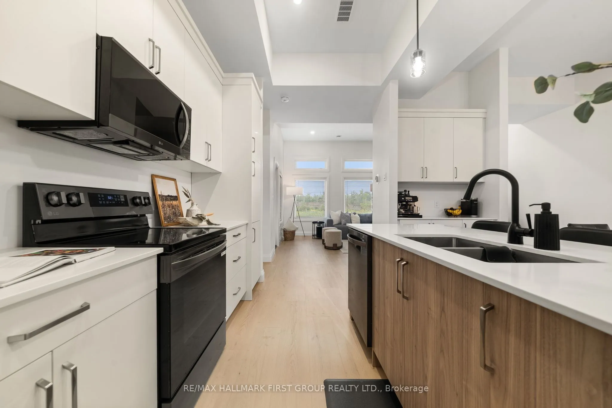 118 Royal Gala Drive