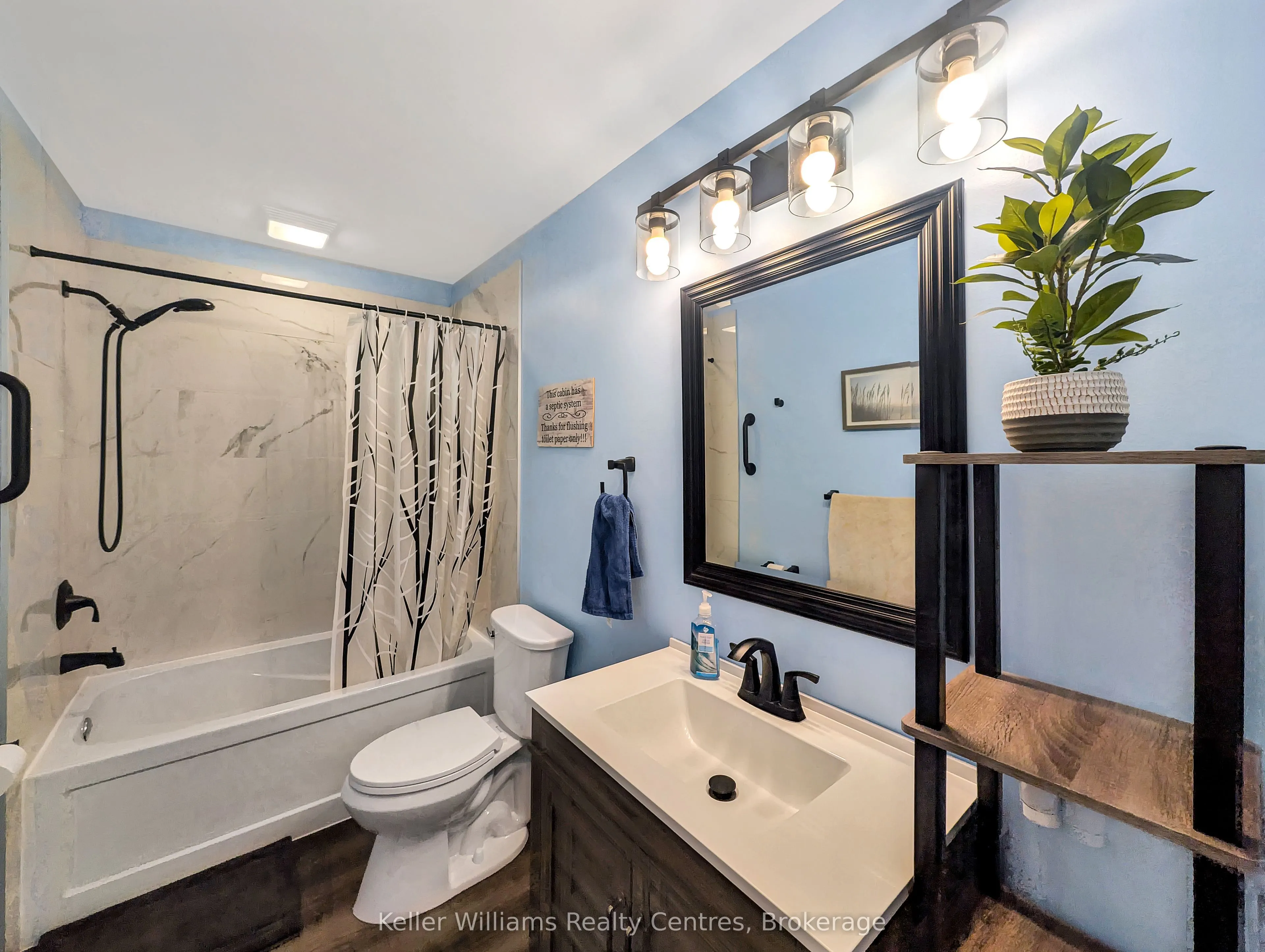 12 Pierce Street S